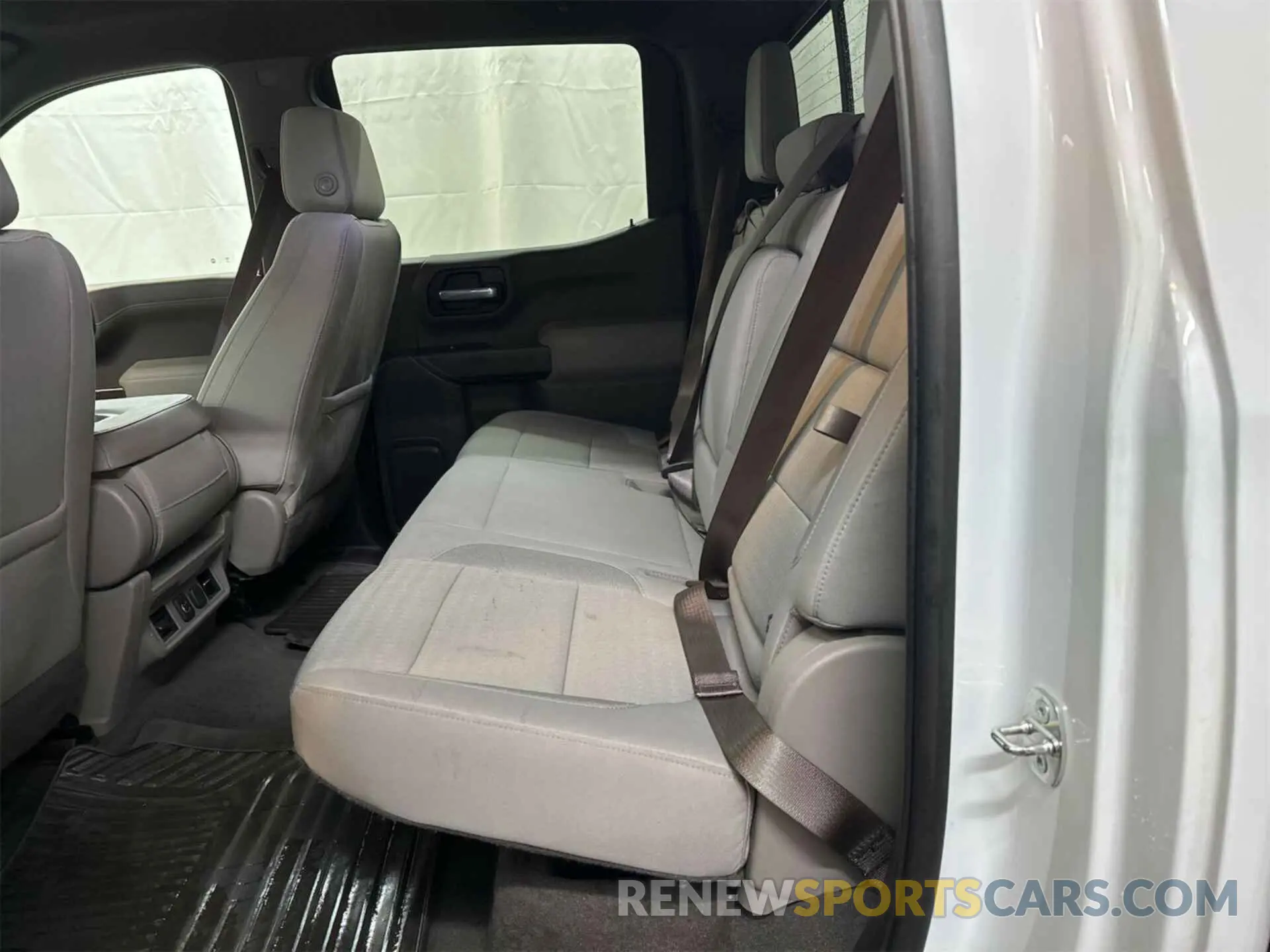 17 fotografías del automóvil dañado 3GCUYDED7LG344597 CHEVROLET SILVERADO 1500 2020