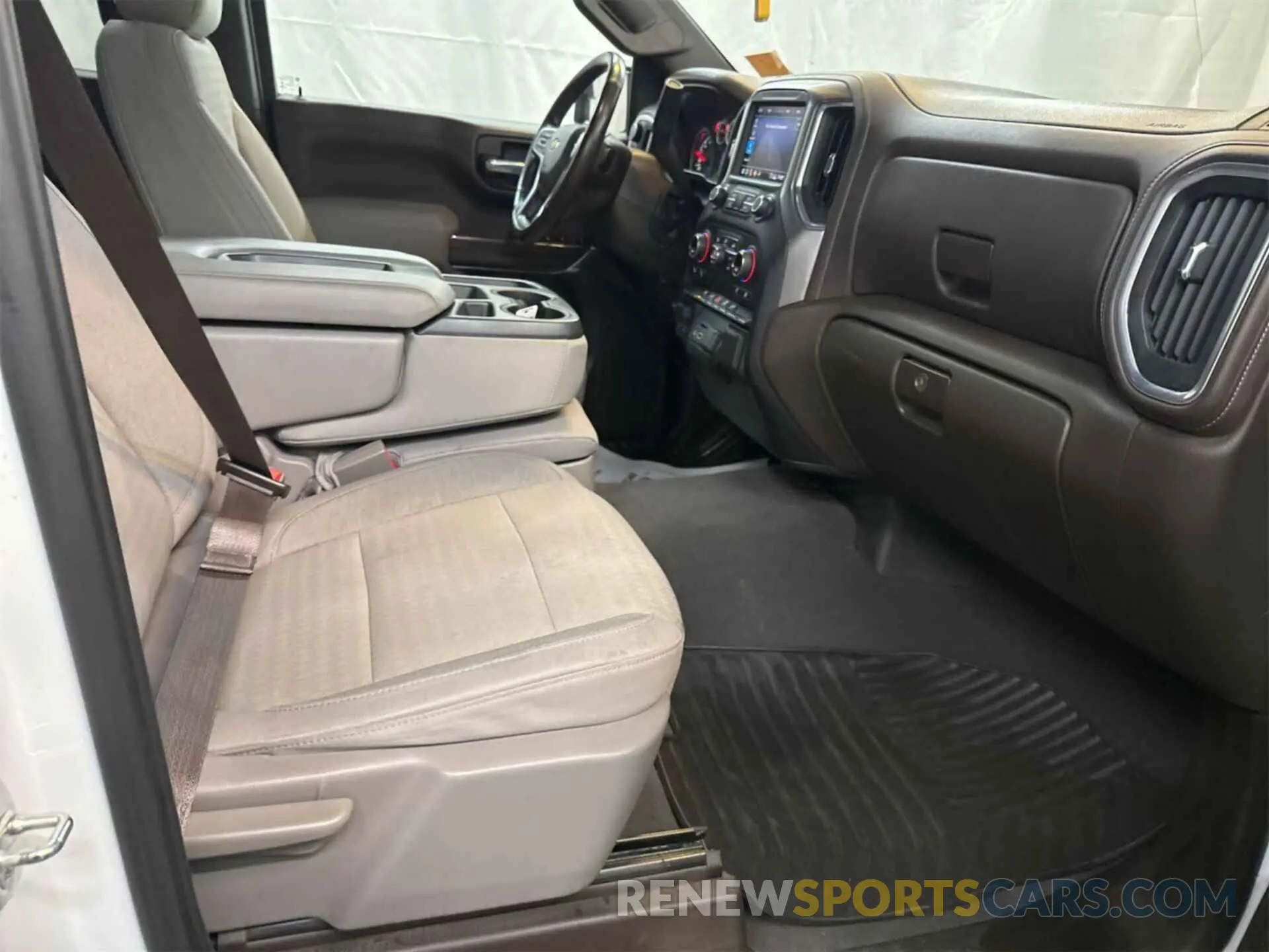 23 fotografías del automóvil dañado 3GCUYDED7LG344597 CHEVROLET SILVERADO 1500 2020