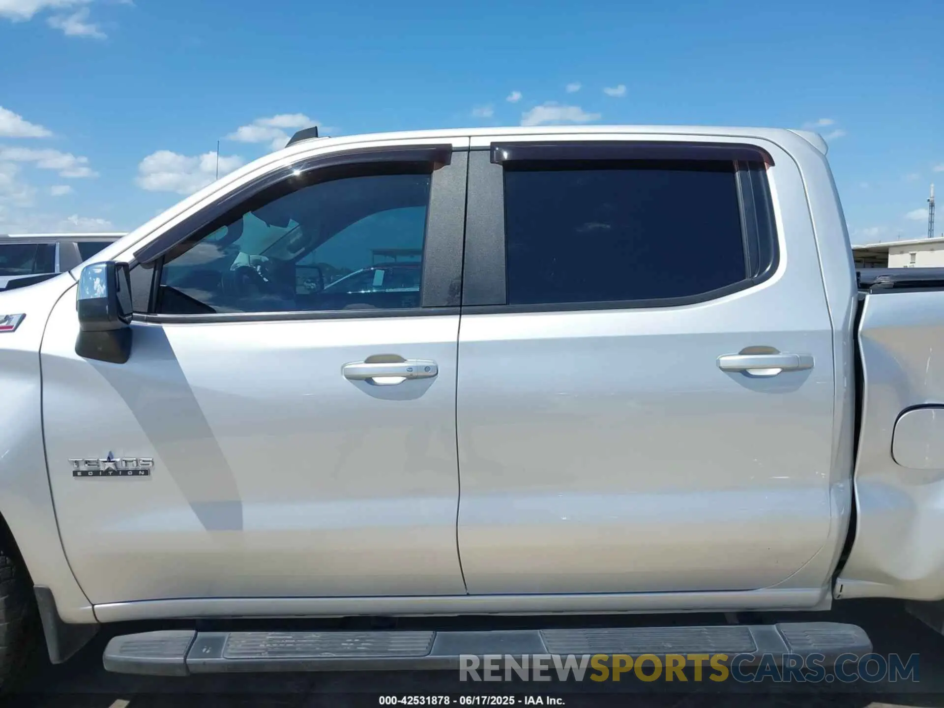15 fotografías del automóvil dañado 3GCUYDED8LG167204 CHEVROLET SILVERADO 1500 2020