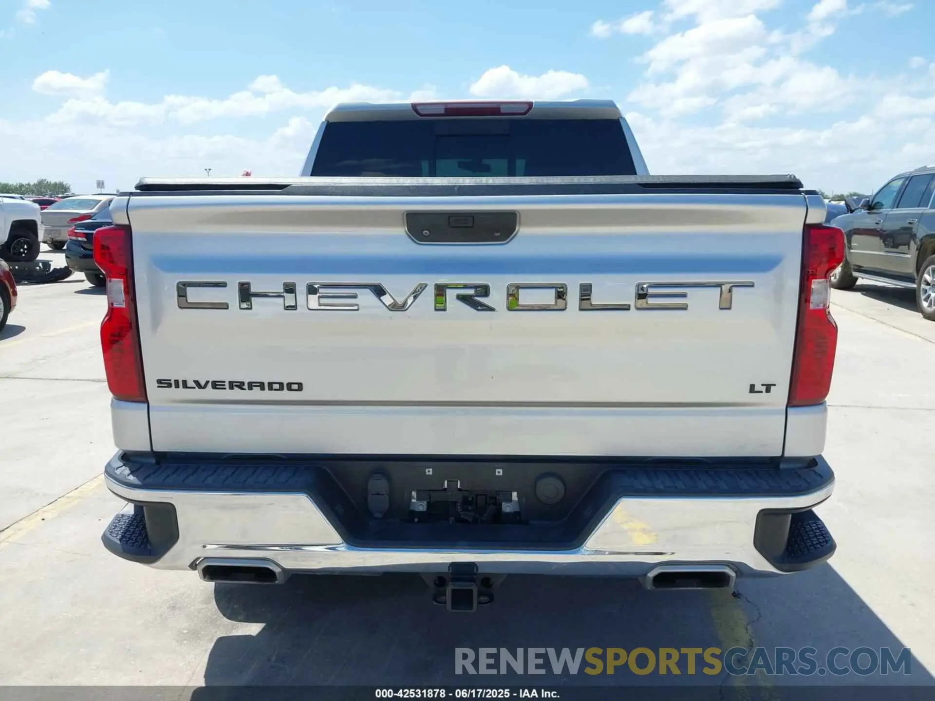 17 fotografías del automóvil dañado 3GCUYDED8LG167204 CHEVROLET SILVERADO 1500 2020