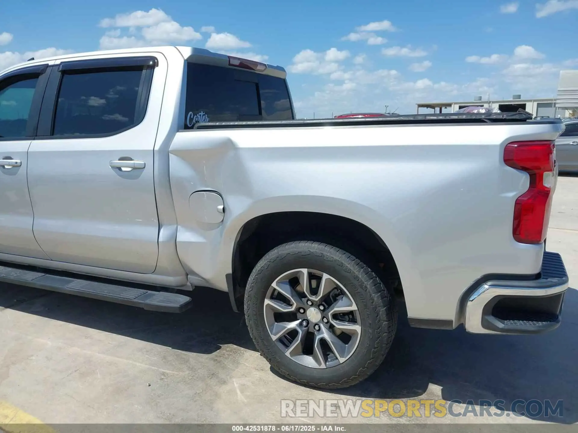 18 fotografías del automóvil dañado 3GCUYDED8LG167204 CHEVROLET SILVERADO 1500 2020