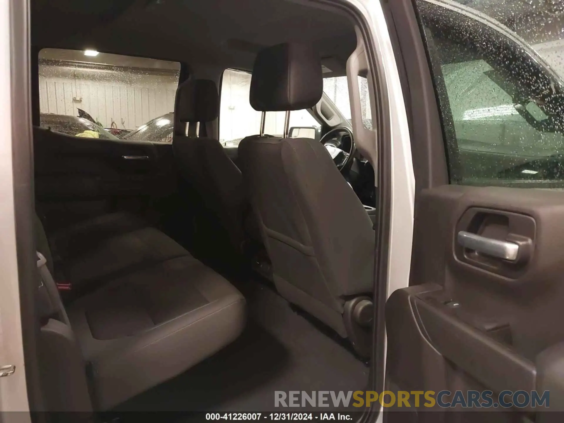 8 fotografías del automóvil dañado 3GCUYDED8LG185492 CHEVROLET SILVERADO 1500 2020