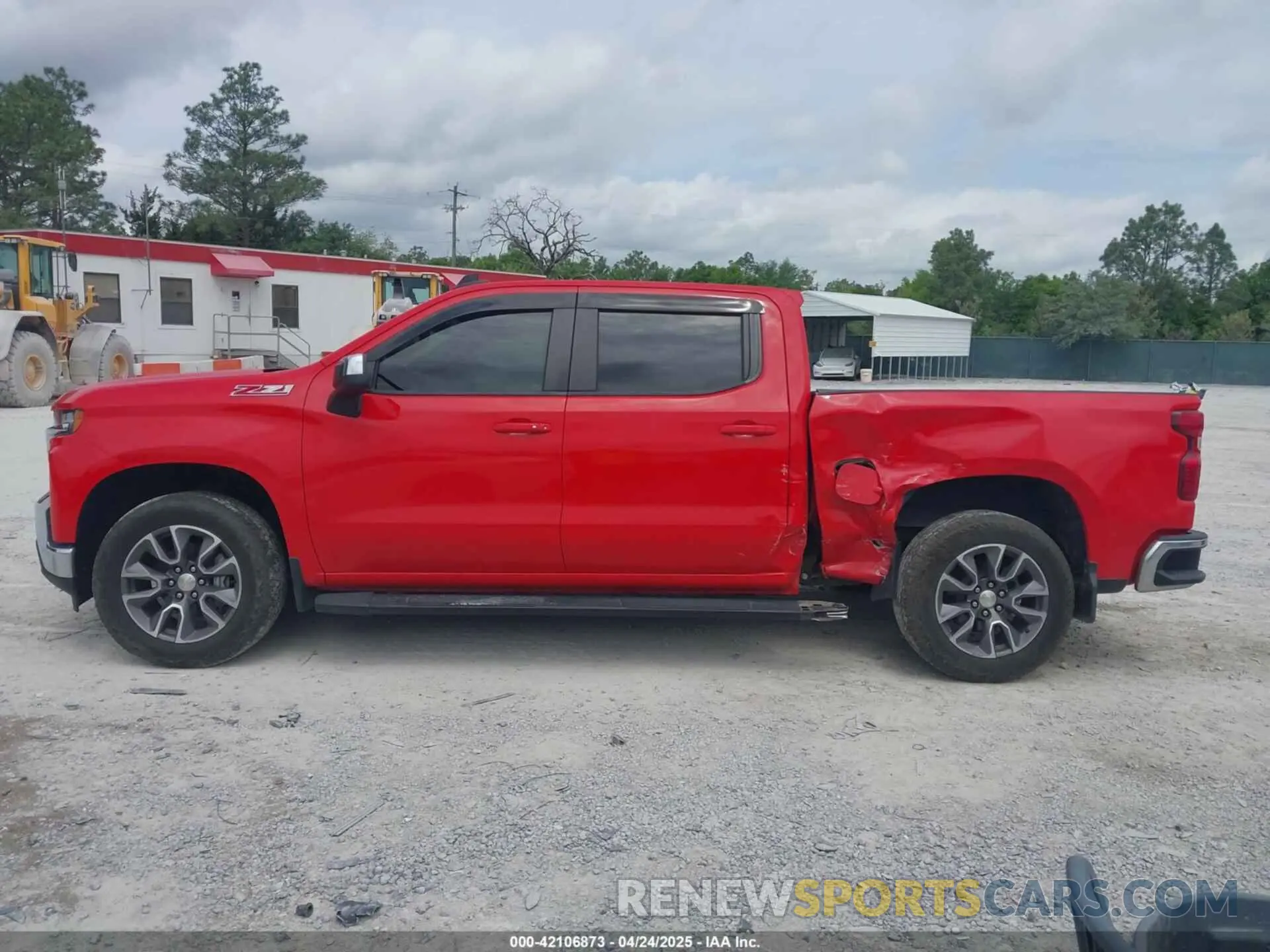 14 fotografías del automóvil dañado 3GCUYDED8LG422725 CHEVROLET SILVERADO 1500 2020