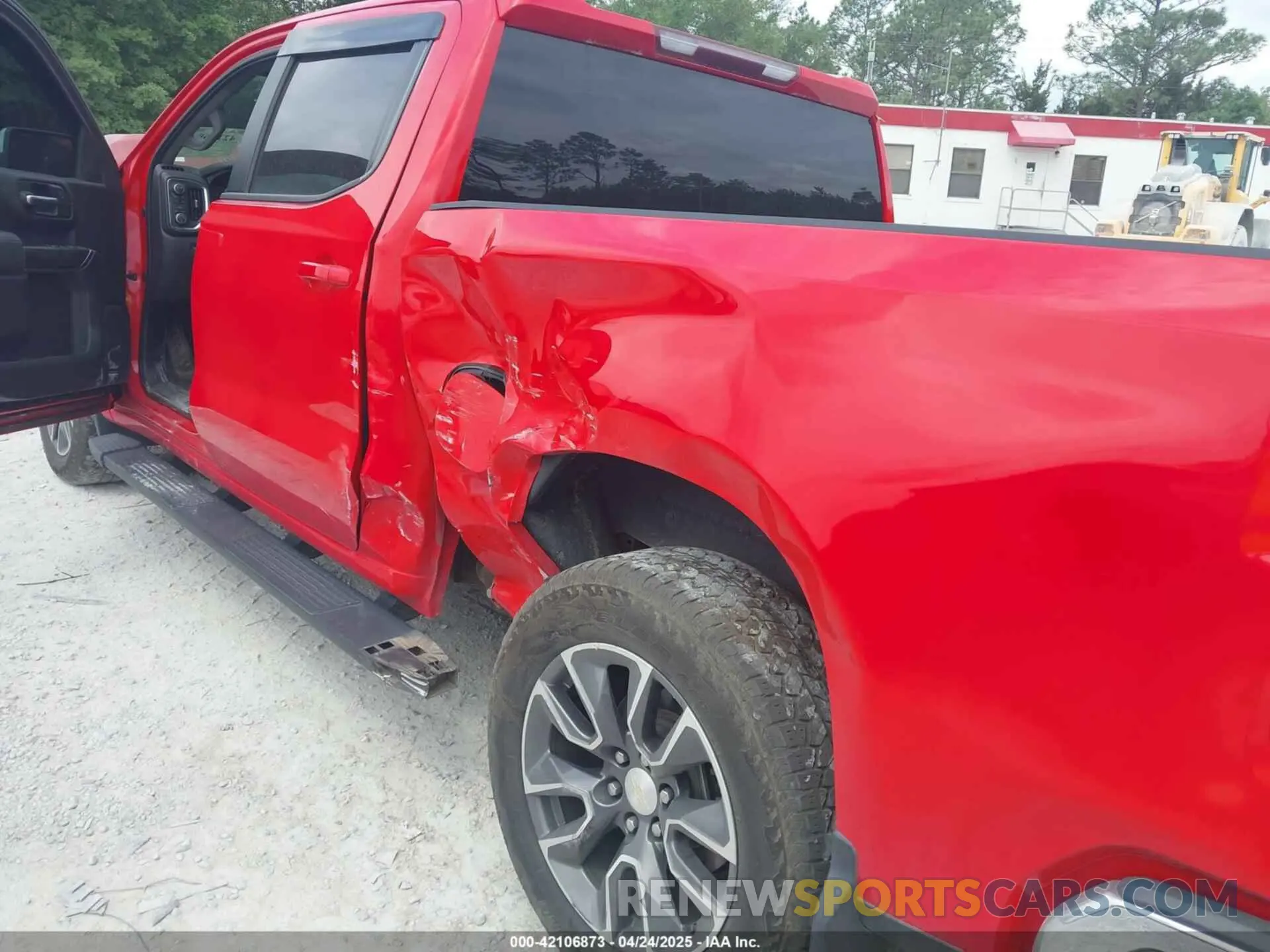 6 fotografías del automóvil dañado 3GCUYDED8LG422725 CHEVROLET SILVERADO 1500 2020
