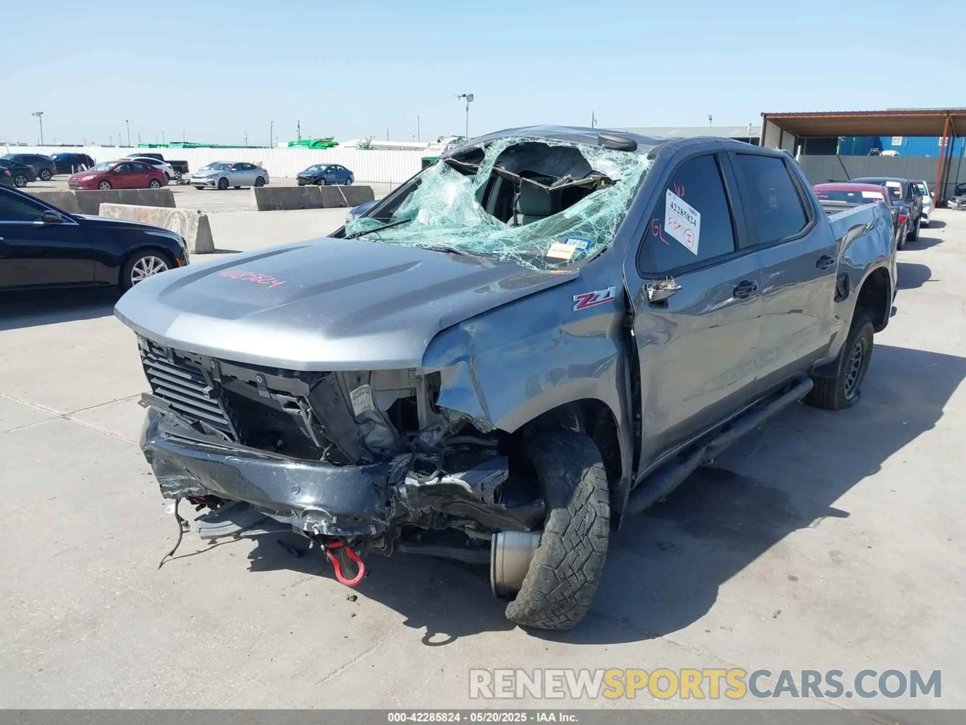 6 fotografías del automóvil dañado 3GCUYDEDXLG270432 CHEVROLET SILVERADO 1500 2020