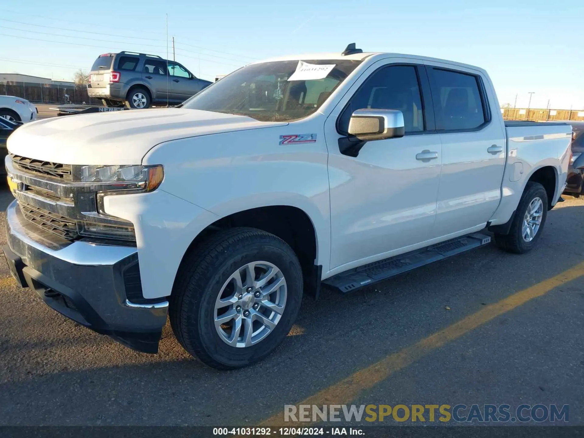 2 fotografías del automóvil dañado 3GCUYDEDXLG296254 CHEVROLET SILVERADO 1500 2020