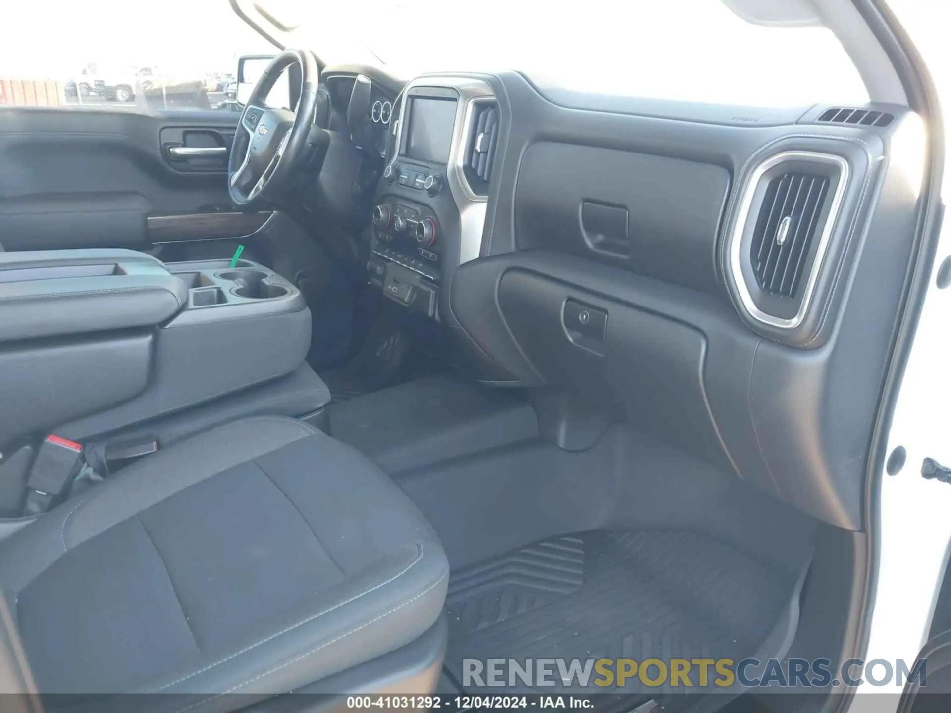 5 fotografías del automóvil dañado 3GCUYDEDXLG296254 CHEVROLET SILVERADO 1500 2020
