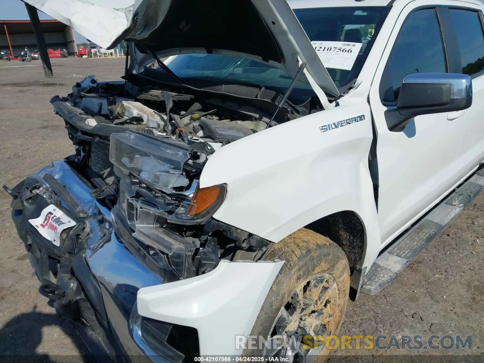 17 fotografías del automóvil dañado 3GCUYDET4LG203526 CHEVROLET SILVERADO 1500 2020