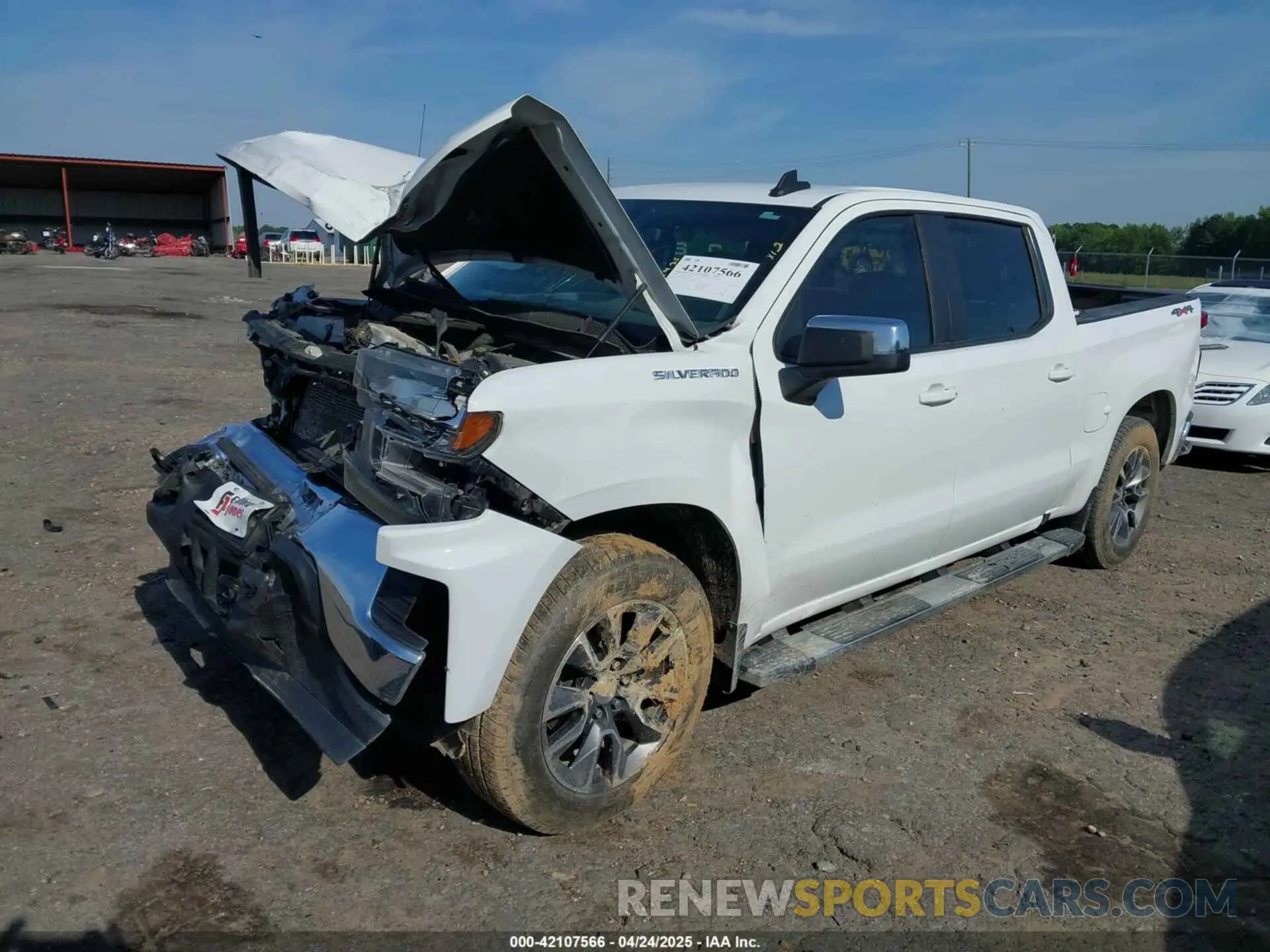 2 fotografías del automóvil dañado 3GCUYDET4LG203526 CHEVROLET SILVERADO 1500 2020
