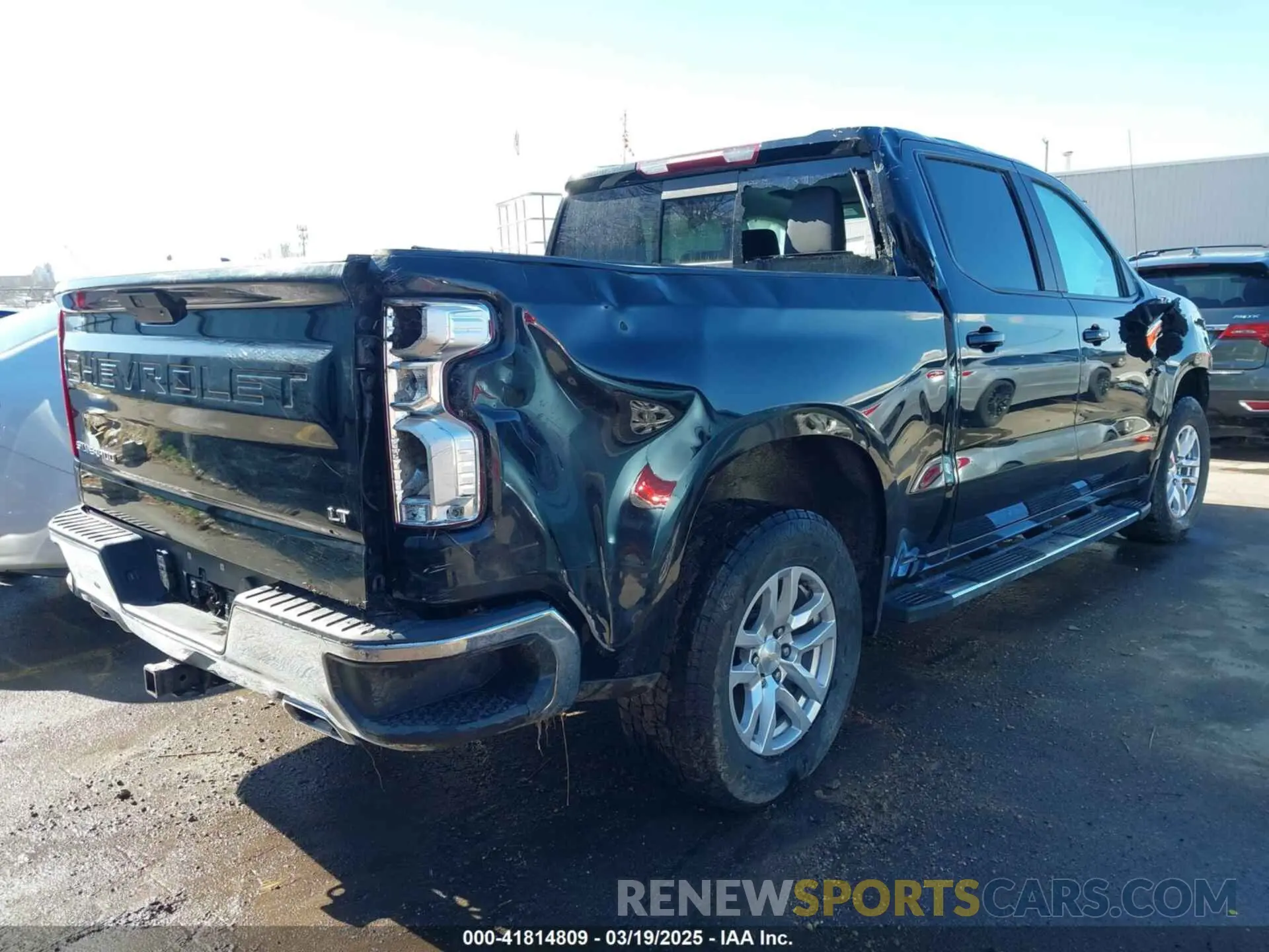 4 fotografías del automóvil dañado 3GCUYDETXLG298836 CHEVROLET SILVERADO 1500 2020