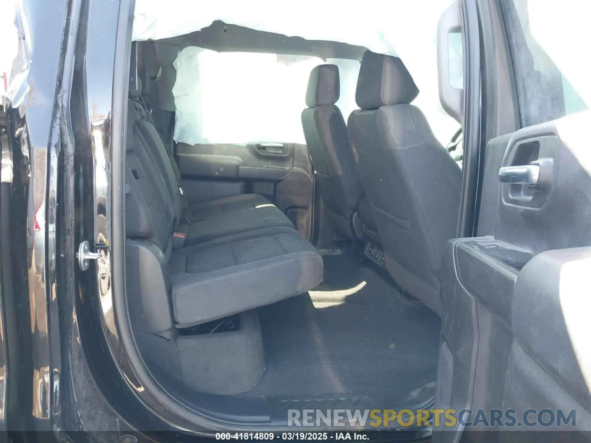 8 fotografías del automóvil dañado 3GCUYDETXLG298836 CHEVROLET SILVERADO 1500 2020