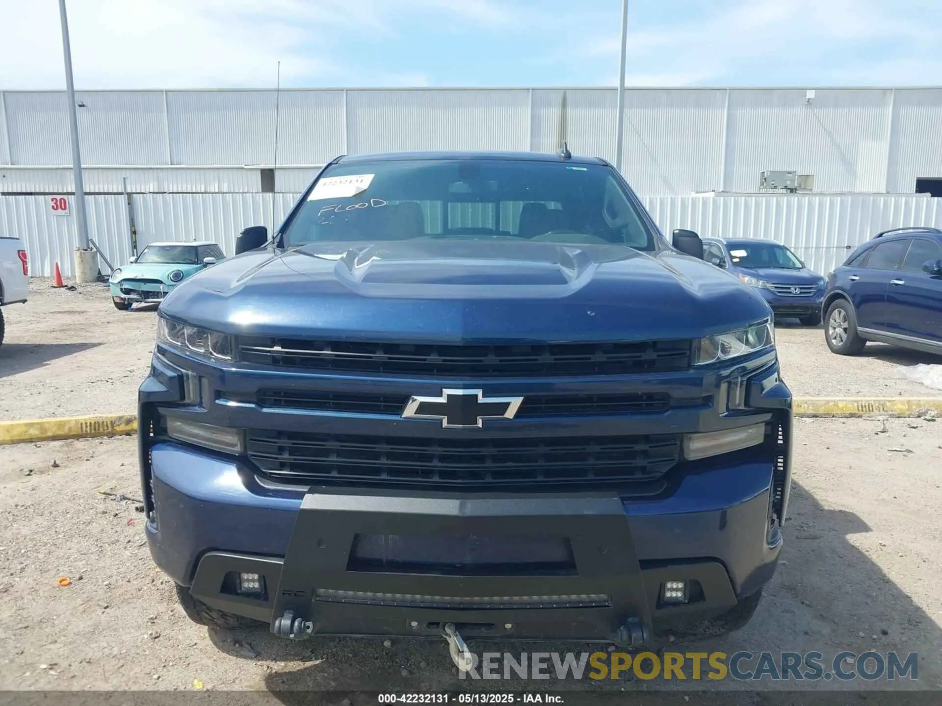 6 fotografías del automóvil dañado 3GCUYEED2LG129800 CHEVROLET SILVERADO 1500 2020
