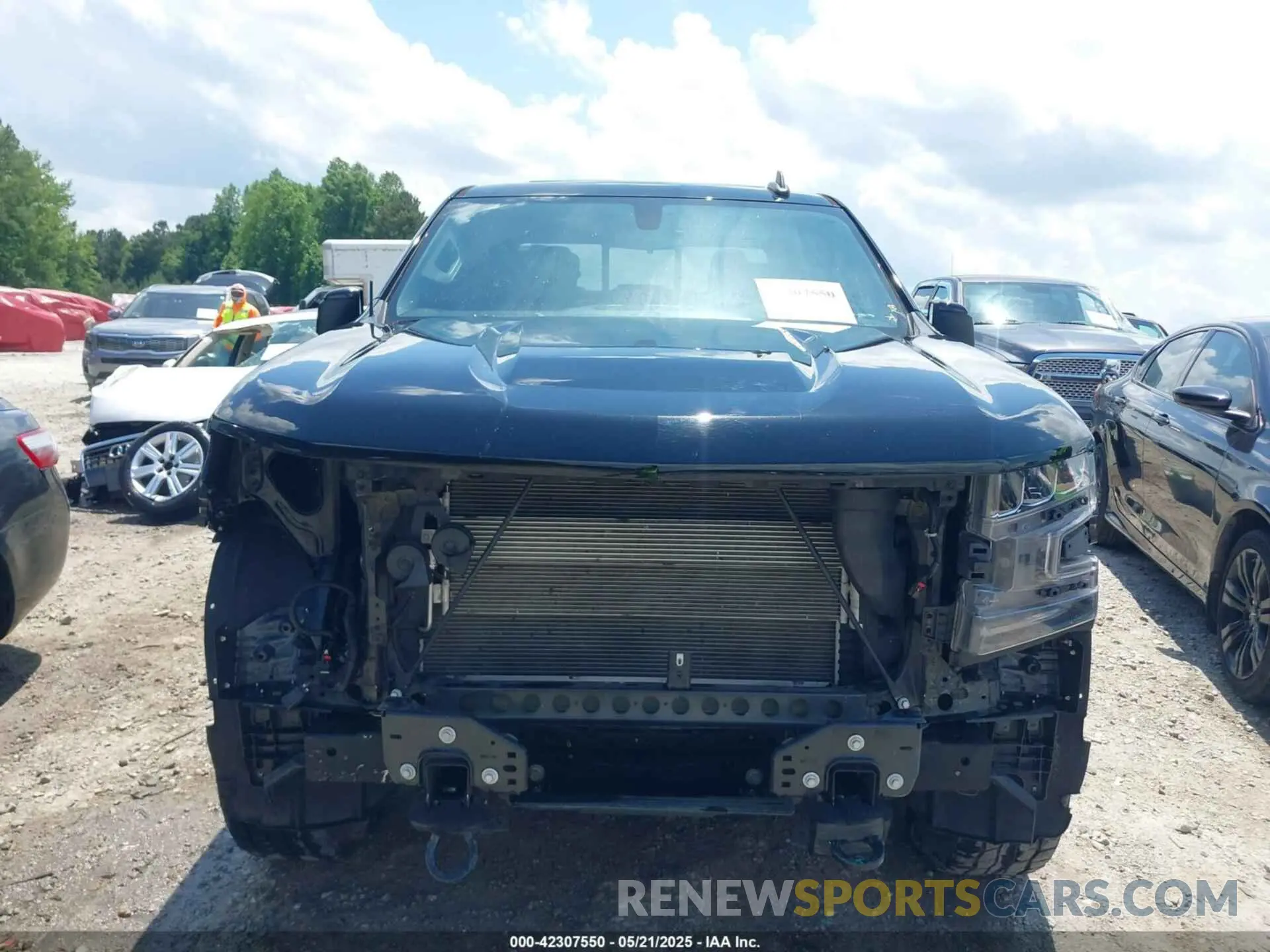 13 fotografías del automóvil dañado 3GCUYEED7LG179012 CHEVROLET SILVERADO 1500 2020