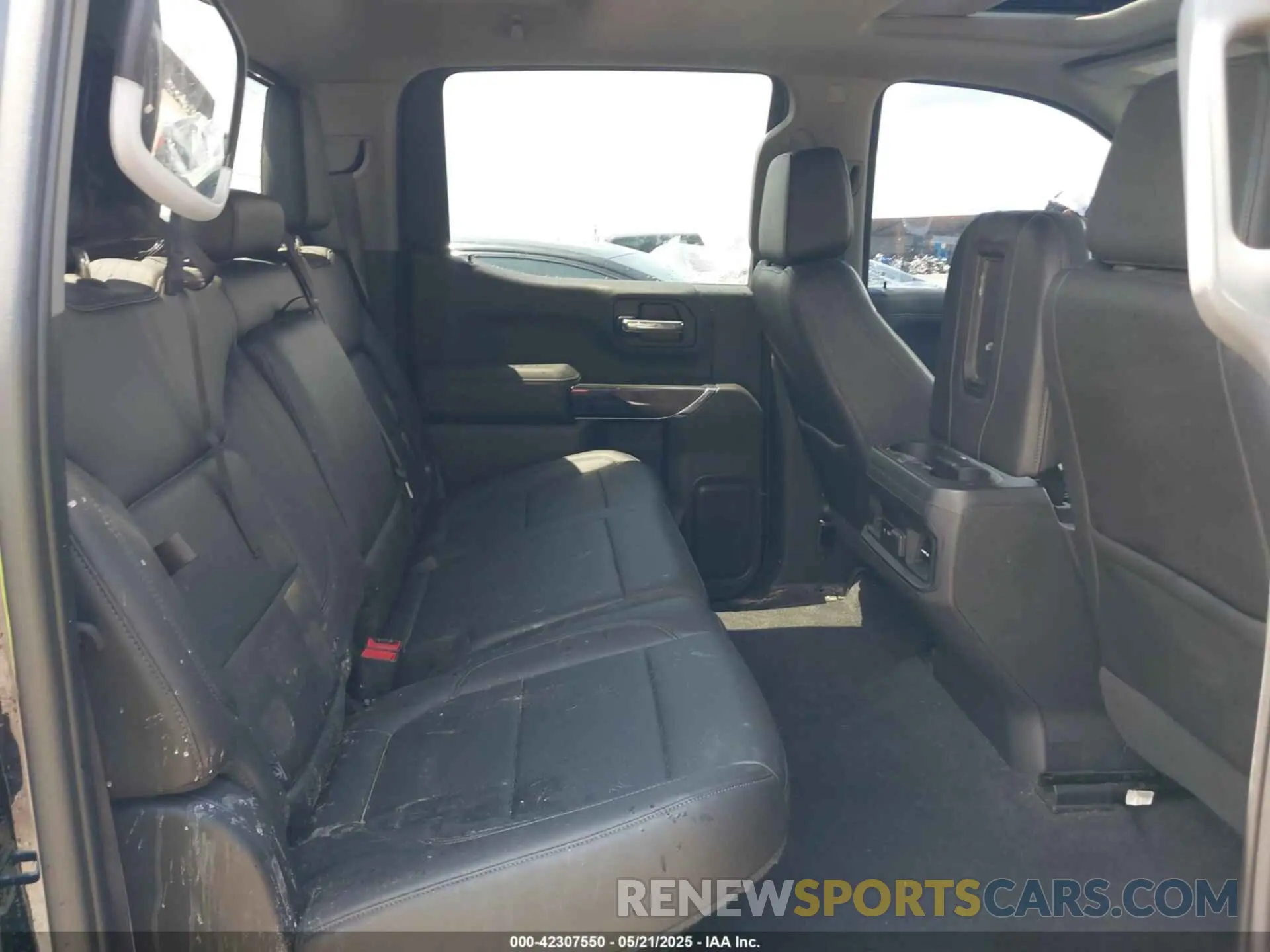 8 fotografías del automóvil dañado 3GCUYEED7LG179012 CHEVROLET SILVERADO 1500 2020