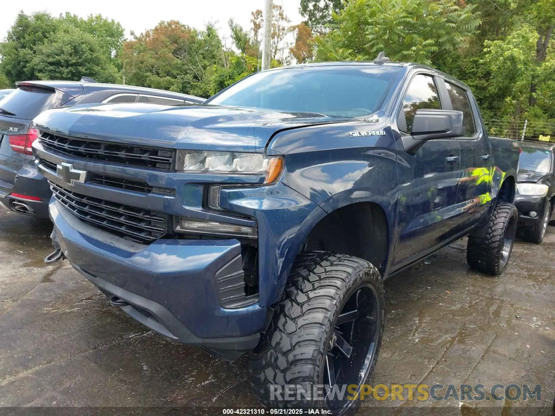 2 fotografías del automóvil dañado 3GCUYEED7LG210713 CHEVROLET SILVERADO 1500 2020