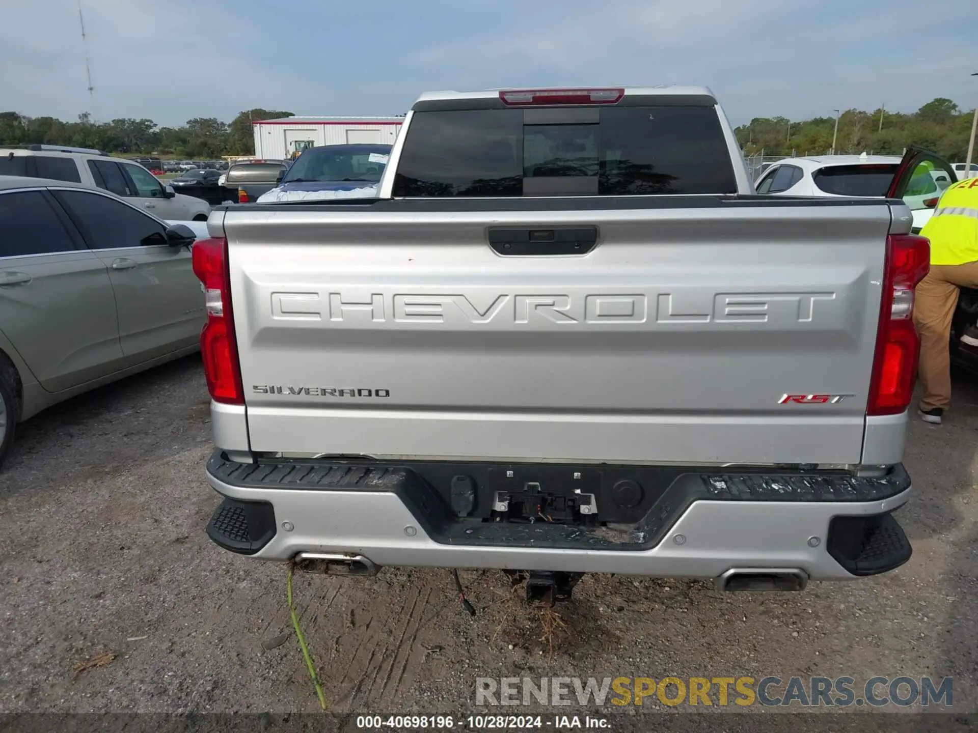 16 fotografías del automóvil dañado 3GCUYEED9LG398957 CHEVROLET SILVERADO 1500 2020