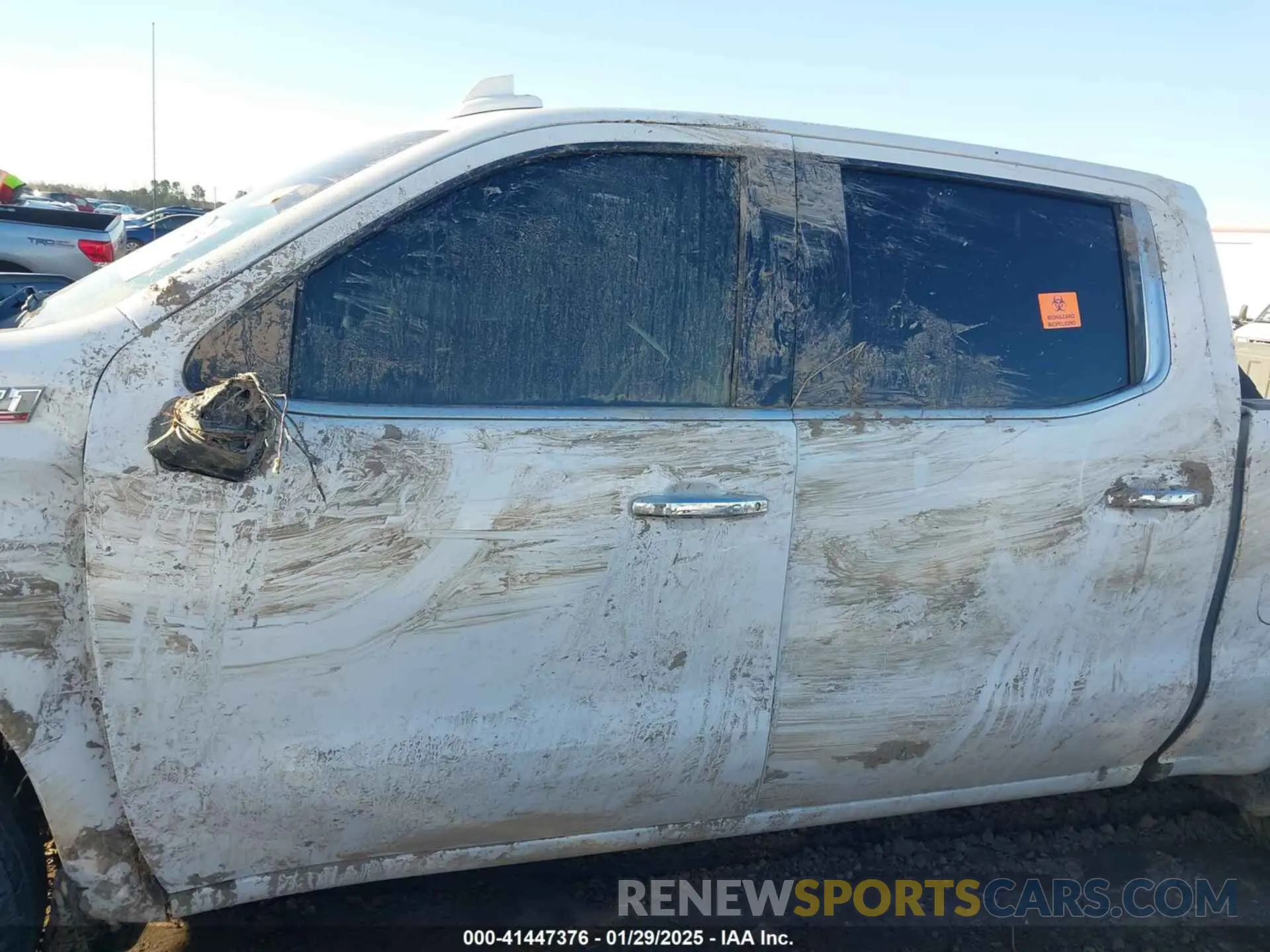 15 fotografías del automóvil dañado 3GCUYGED3LG169721 CHEVROLET SILVERADO 1500 2020