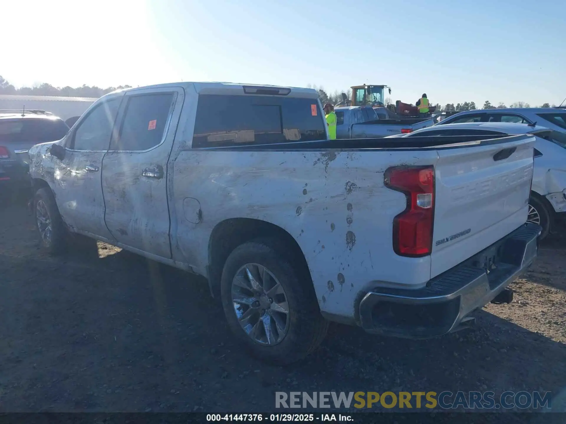 3 fotografías del automóvil dañado 3GCUYGED3LG169721 CHEVROLET SILVERADO 1500 2020