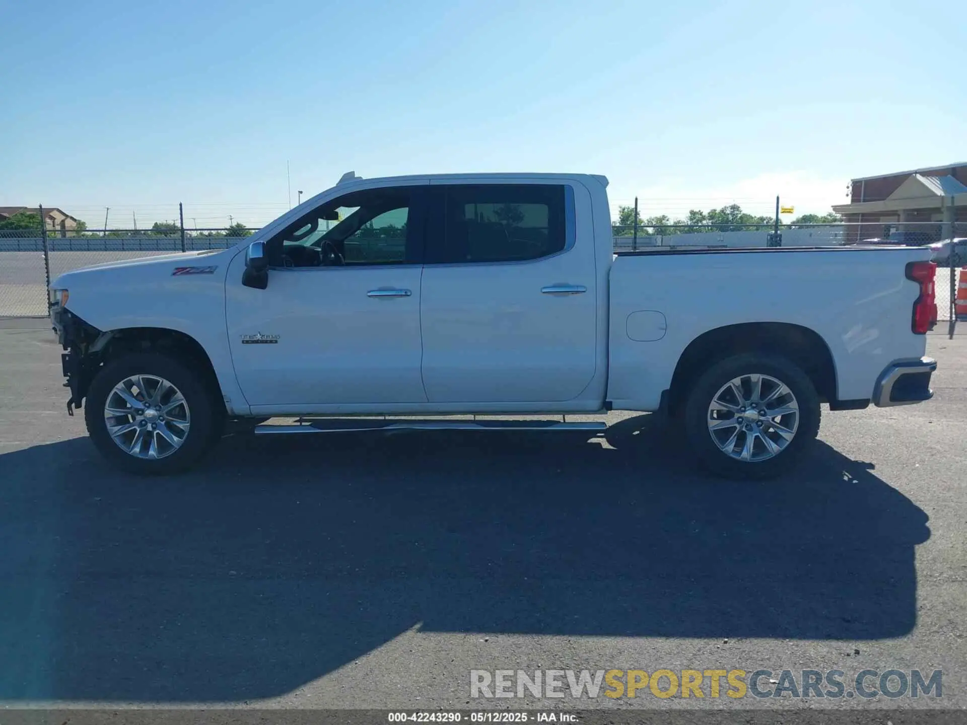 15 fotografías del automóvil dañado 3GCUYGED9LG399019 CHEVROLET SILVERADO 1500 2020