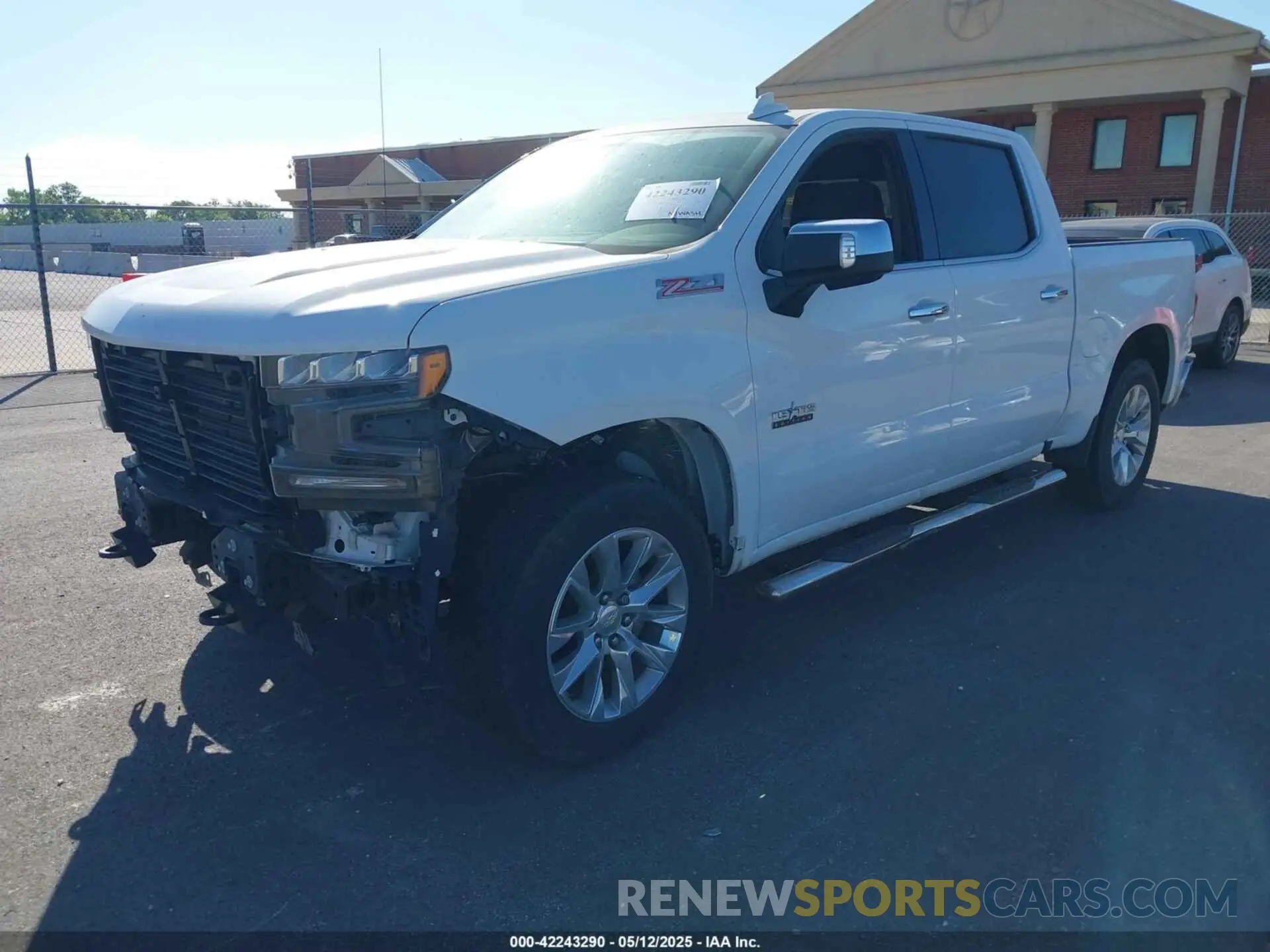 2 fotografías del automóvil dañado 3GCUYGED9LG399019 CHEVROLET SILVERADO 1500 2020