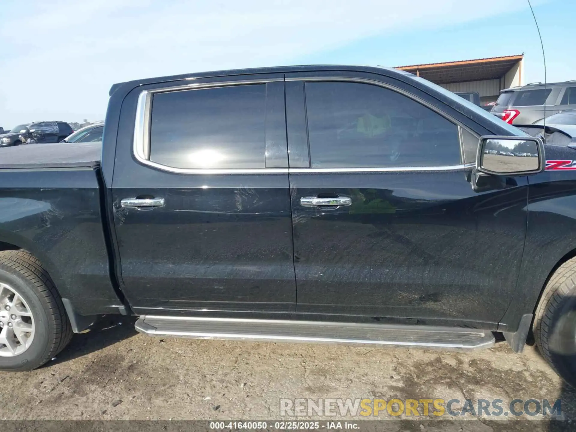 13 fotografías del automóvil dañado 3GCUYGET2LG392176 CHEVROLET SILVERADO 1500 2020