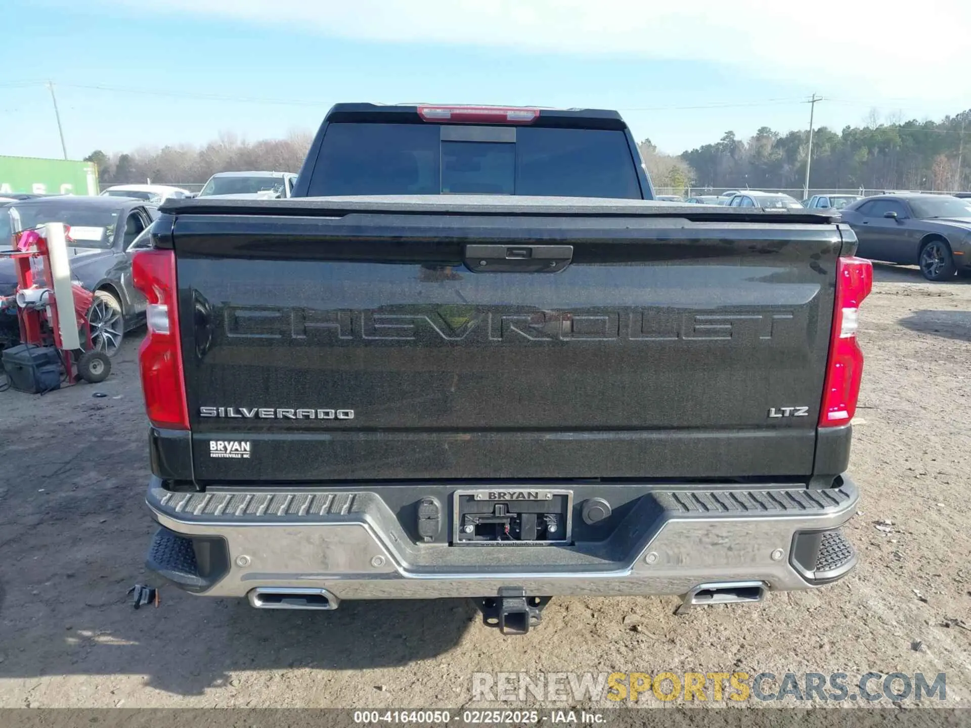 16 fotografías del automóvil dañado 3GCUYGET2LG392176 CHEVROLET SILVERADO 1500 2020