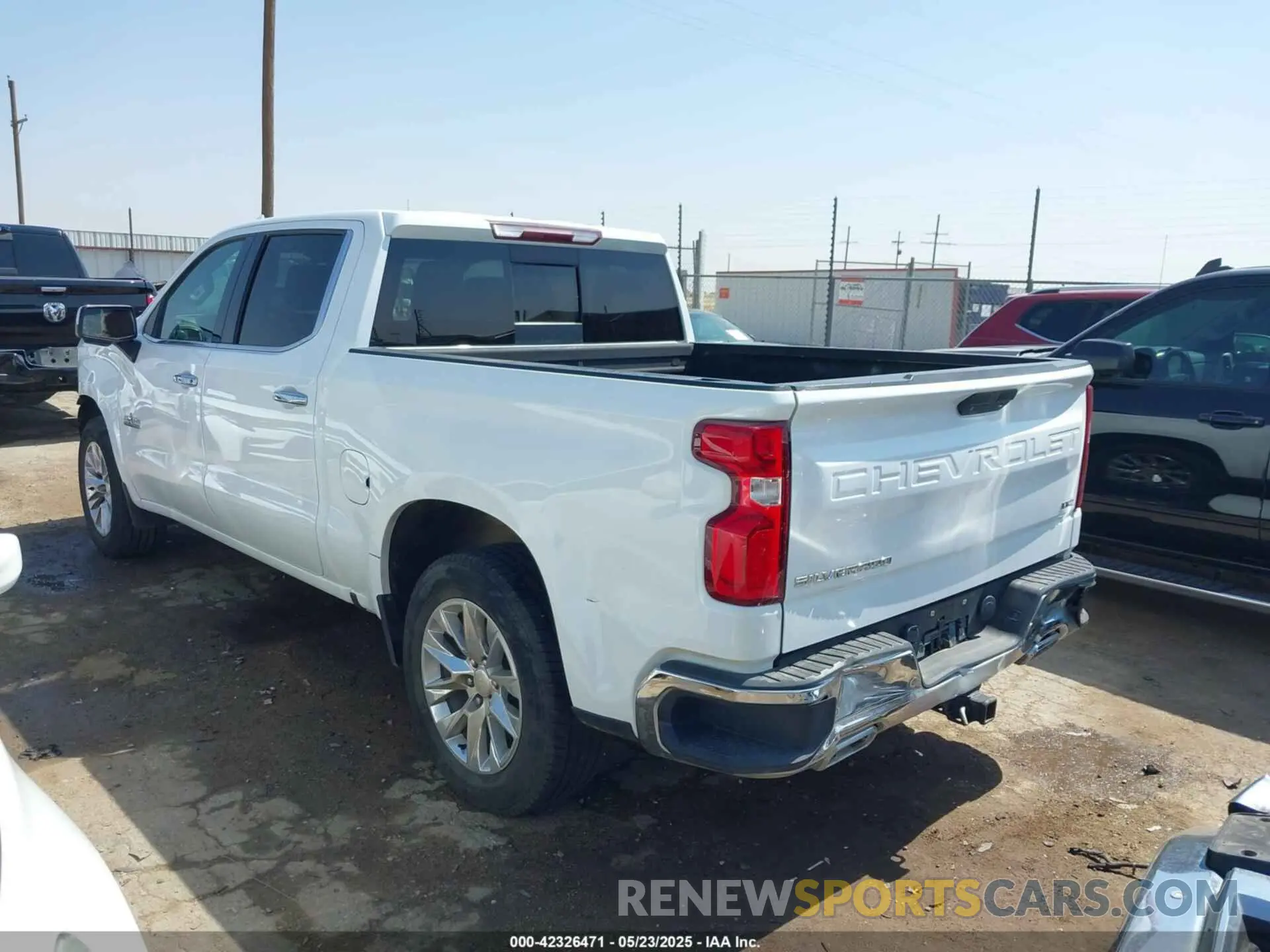 3 fotografías del automóvil dañado 3GCUYGET7LG386230 CHEVROLET SILVERADO 1500 2020