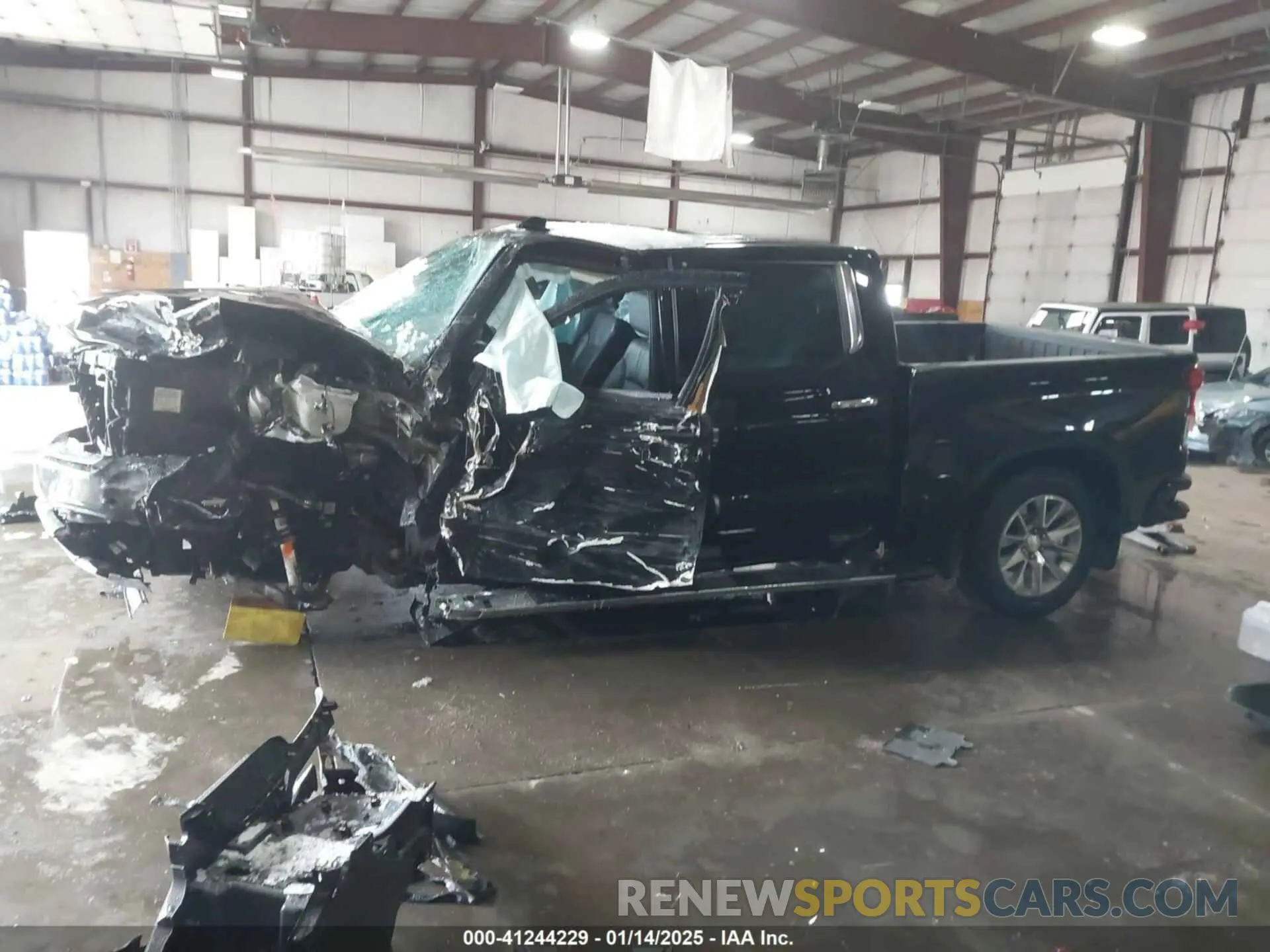 14 fotografías del automóvil dañado 3GCUYHET1LG414352 CHEVROLET SILVERADO 1500 2020