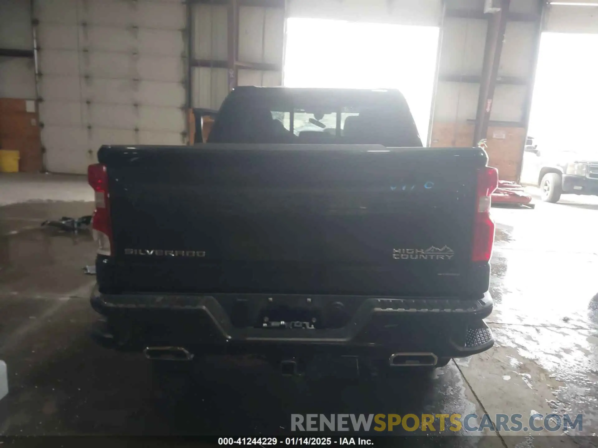16 fotografías del automóvil dañado 3GCUYHET1LG414352 CHEVROLET SILVERADO 1500 2020
