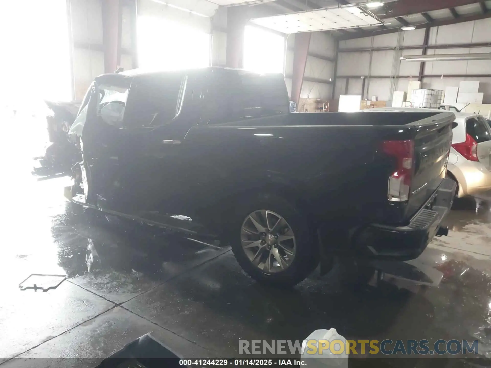 3 fotografías del automóvil dañado 3GCUYHET1LG414352 CHEVROLET SILVERADO 1500 2020