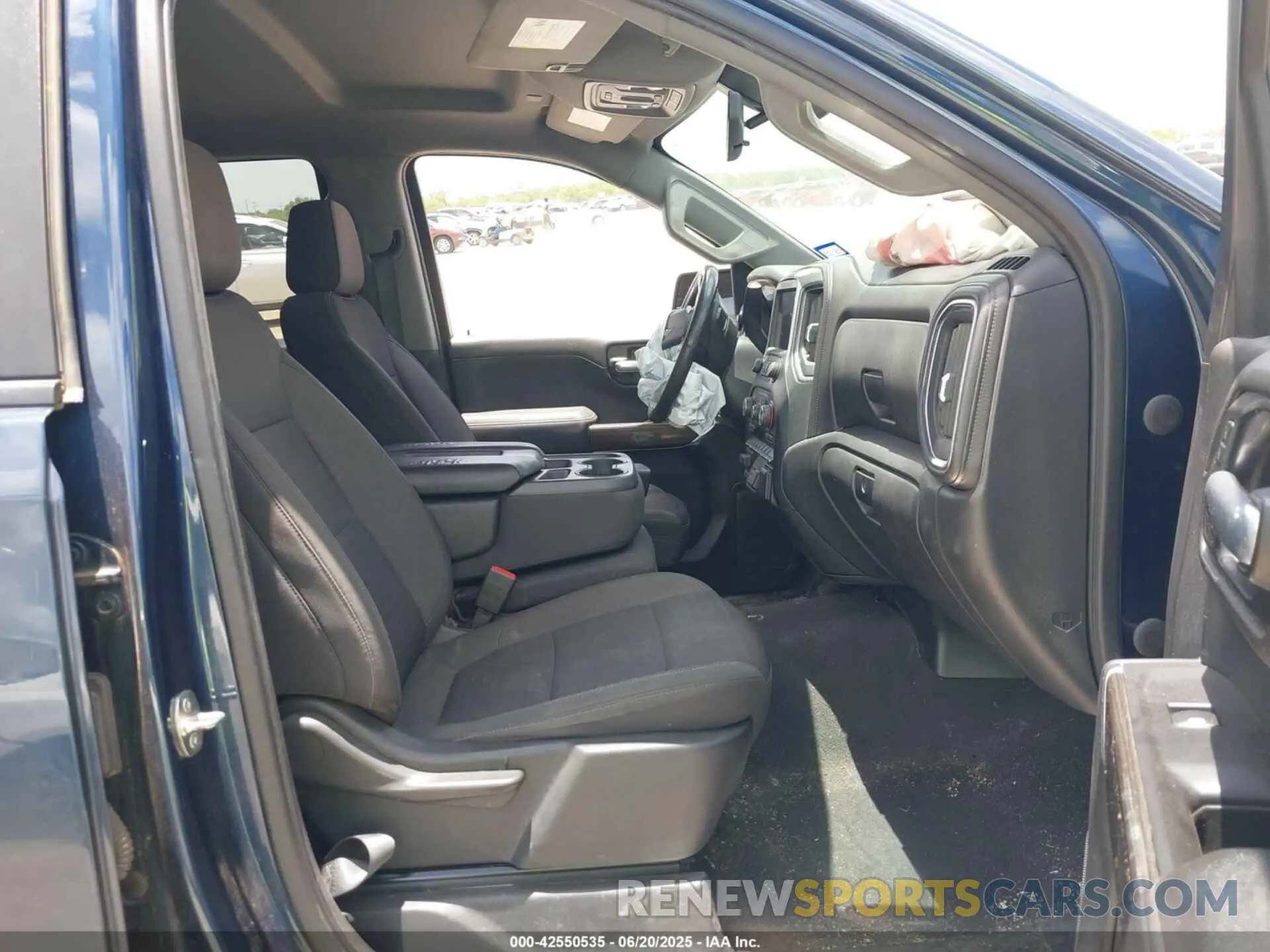 5 fotografías del automóvil dañado 1GCPWCED0MZ226440 CHEVROLET SILVERADO 1500 2021