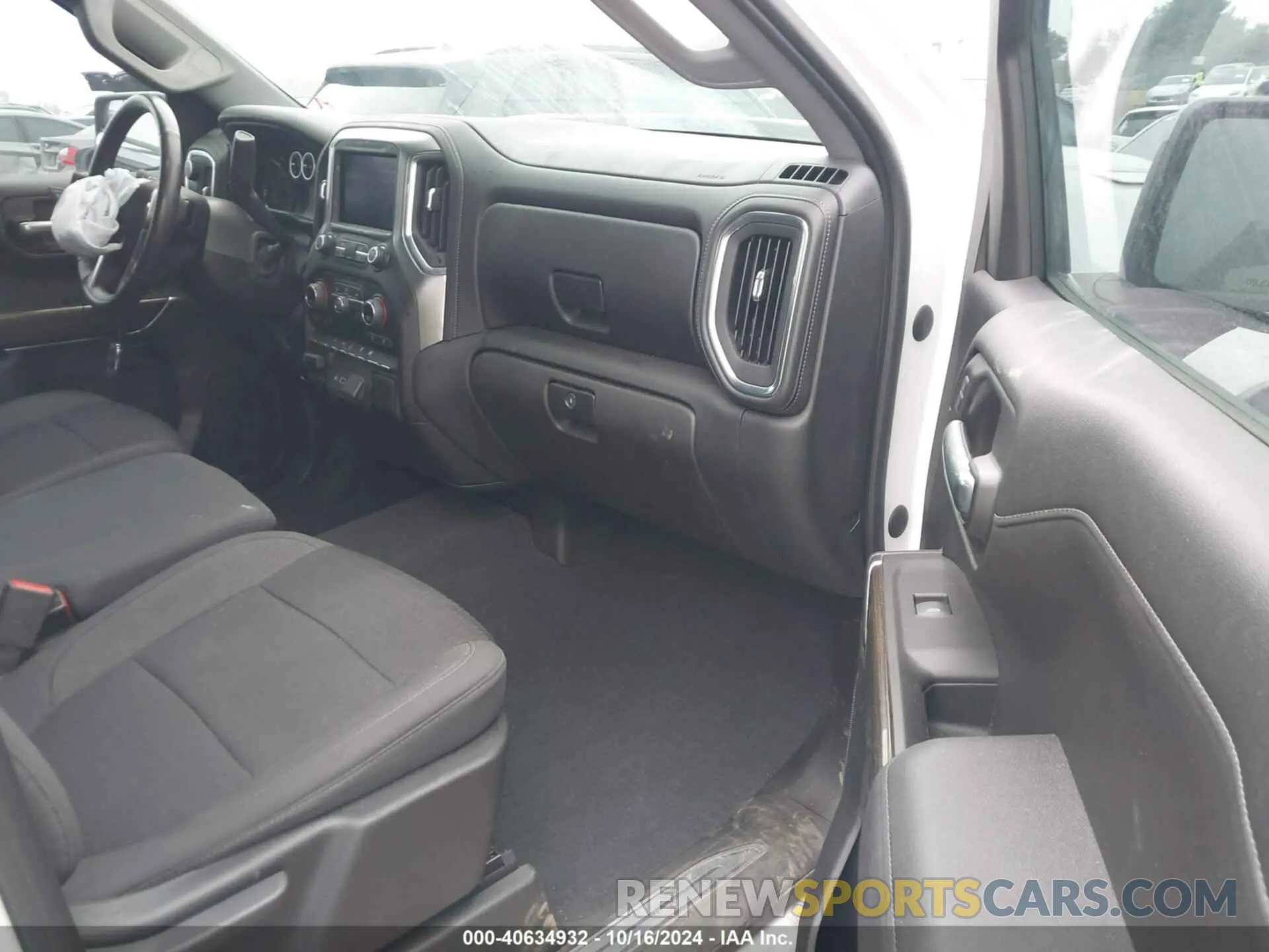 5 fotografías del automóvil dañado 1GCPWCET0MZ292316 CHEVROLET SILVERADO 1500 2021