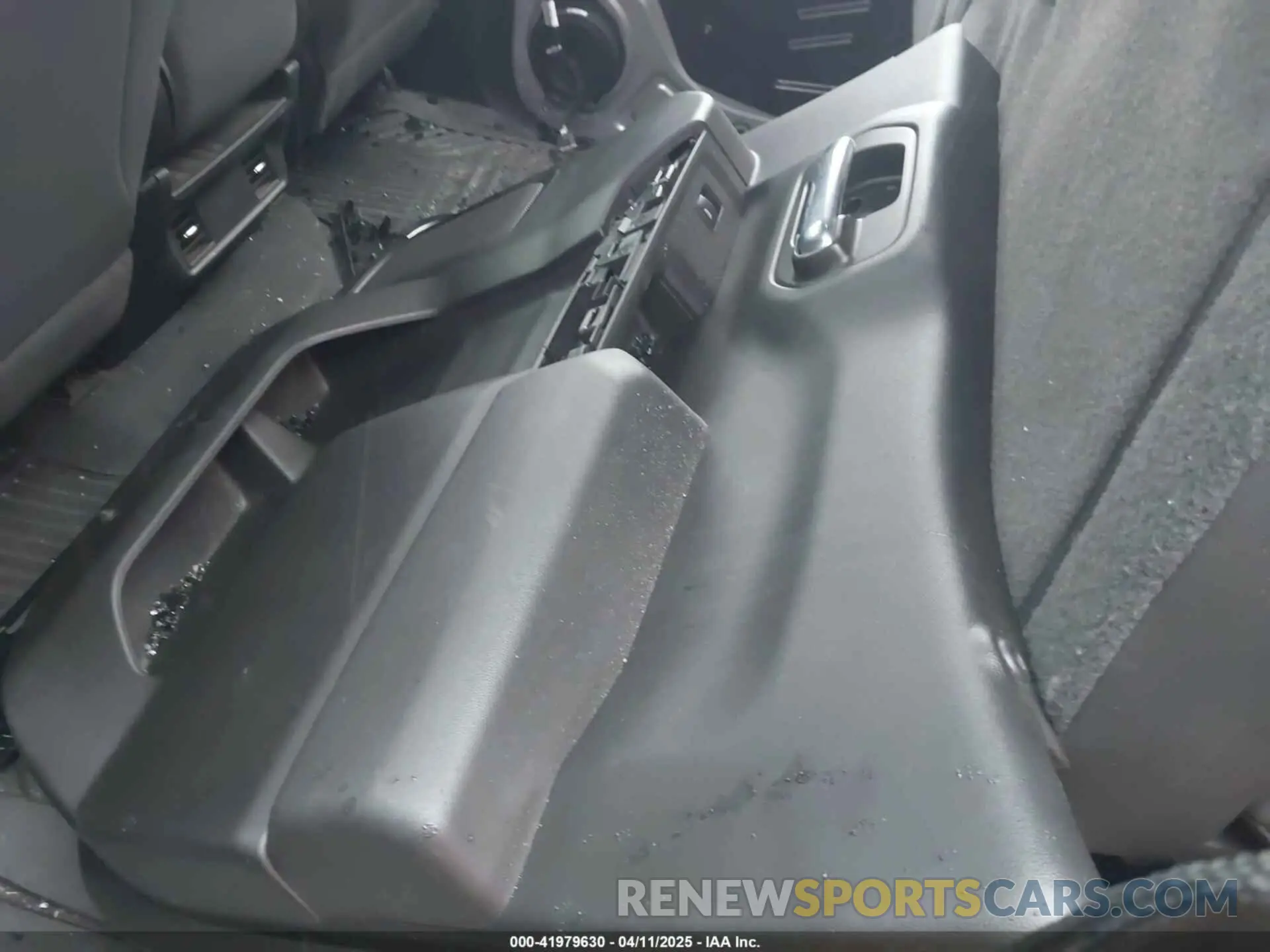 12 fotografías del automóvil dañado 1GCPYBEK0MZ291209 CHEVROLET SILVERADO 1500 2021