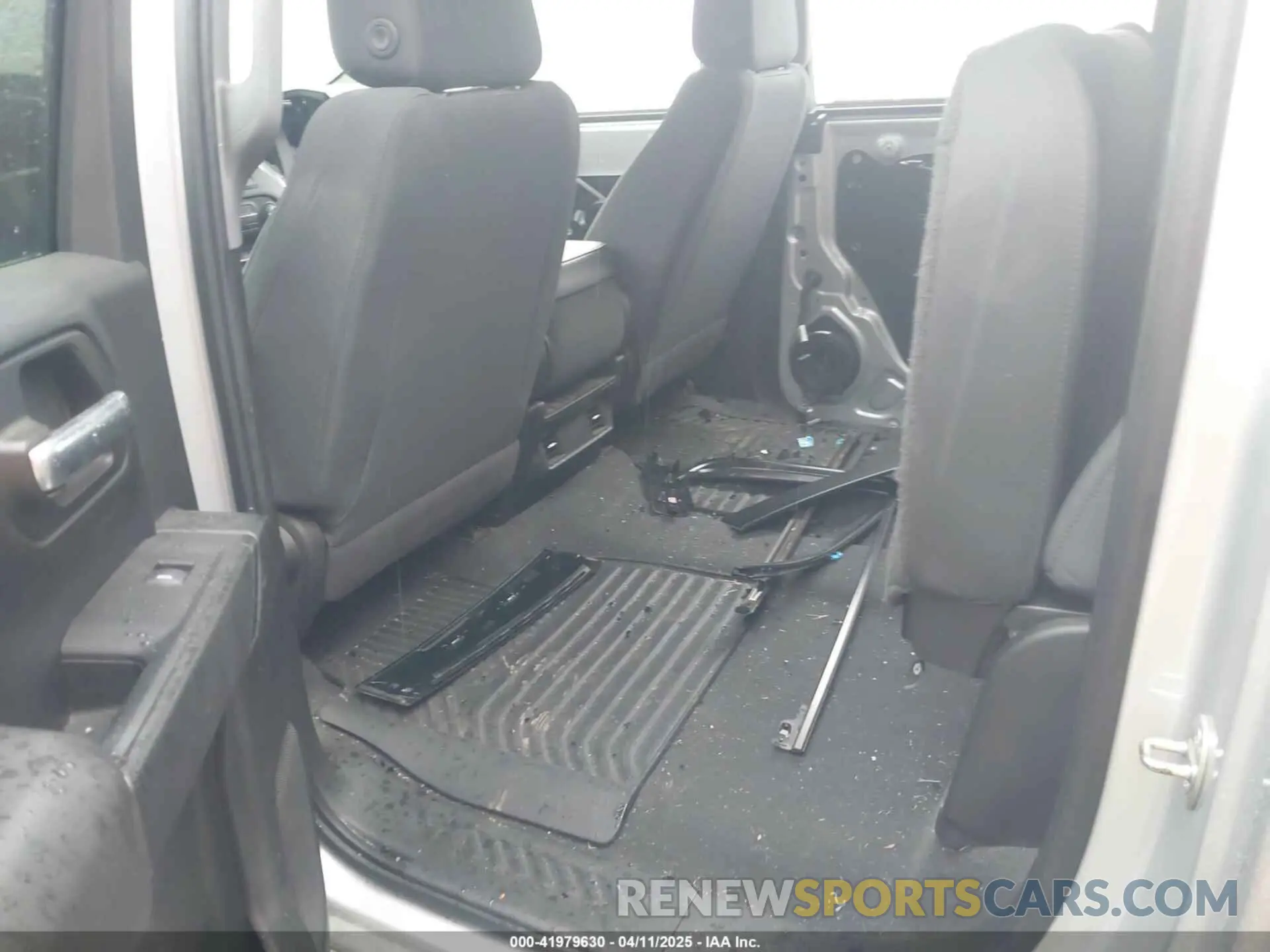 8 fotografías del automóvil dañado 1GCPYBEK0MZ291209 CHEVROLET SILVERADO 1500 2021