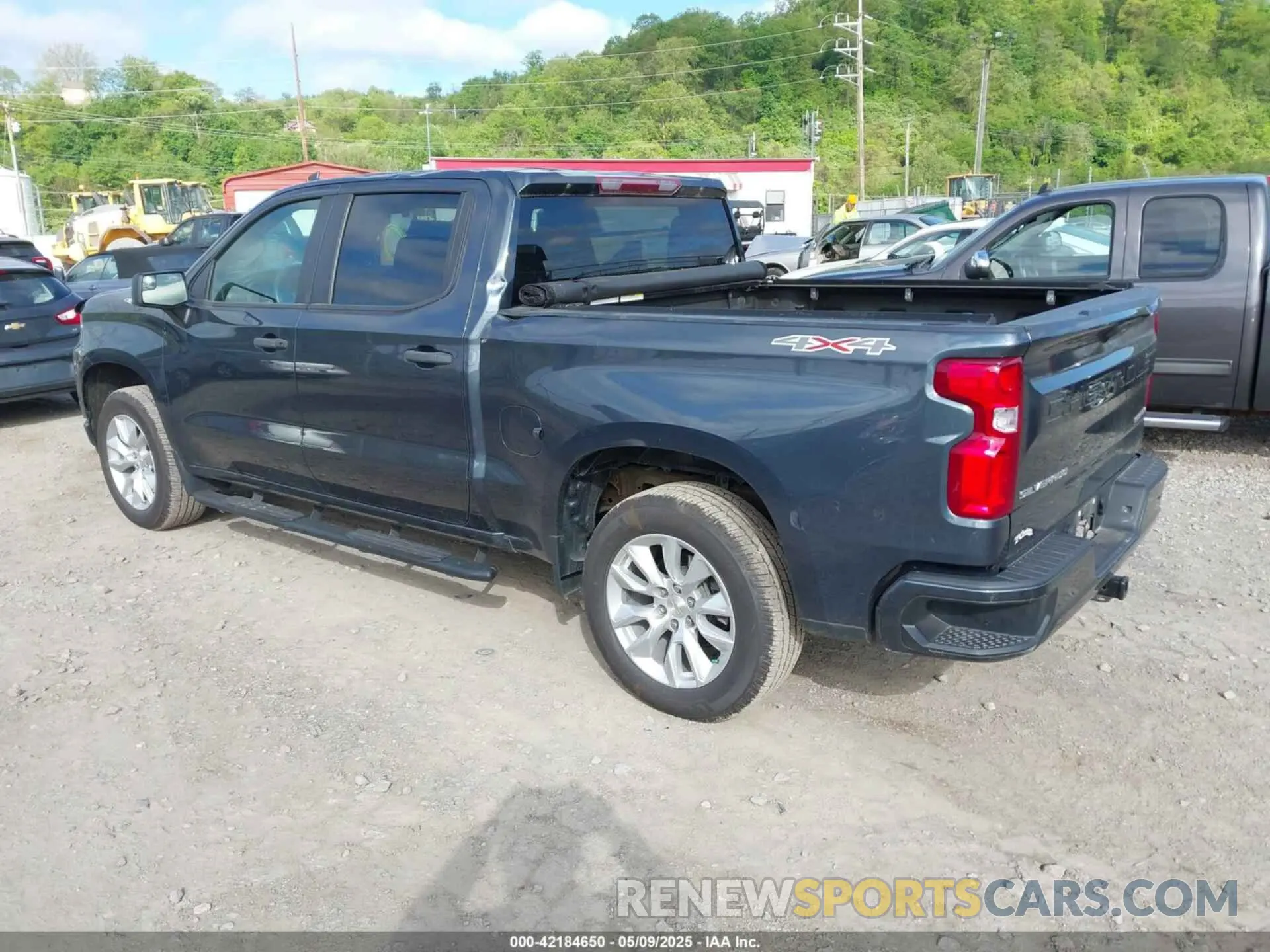 3 fotografías del automóvil dañado 1GCPYBEK1MZ450268 CHEVROLET SILVERADO 1500 2021