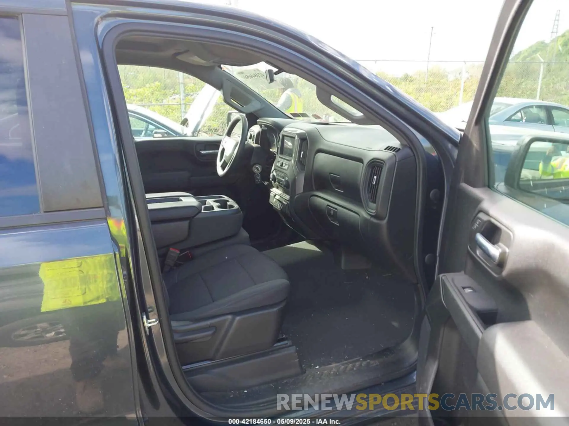 5 fotografías del automóvil dañado 1GCPYBEK1MZ450268 CHEVROLET SILVERADO 1500 2021