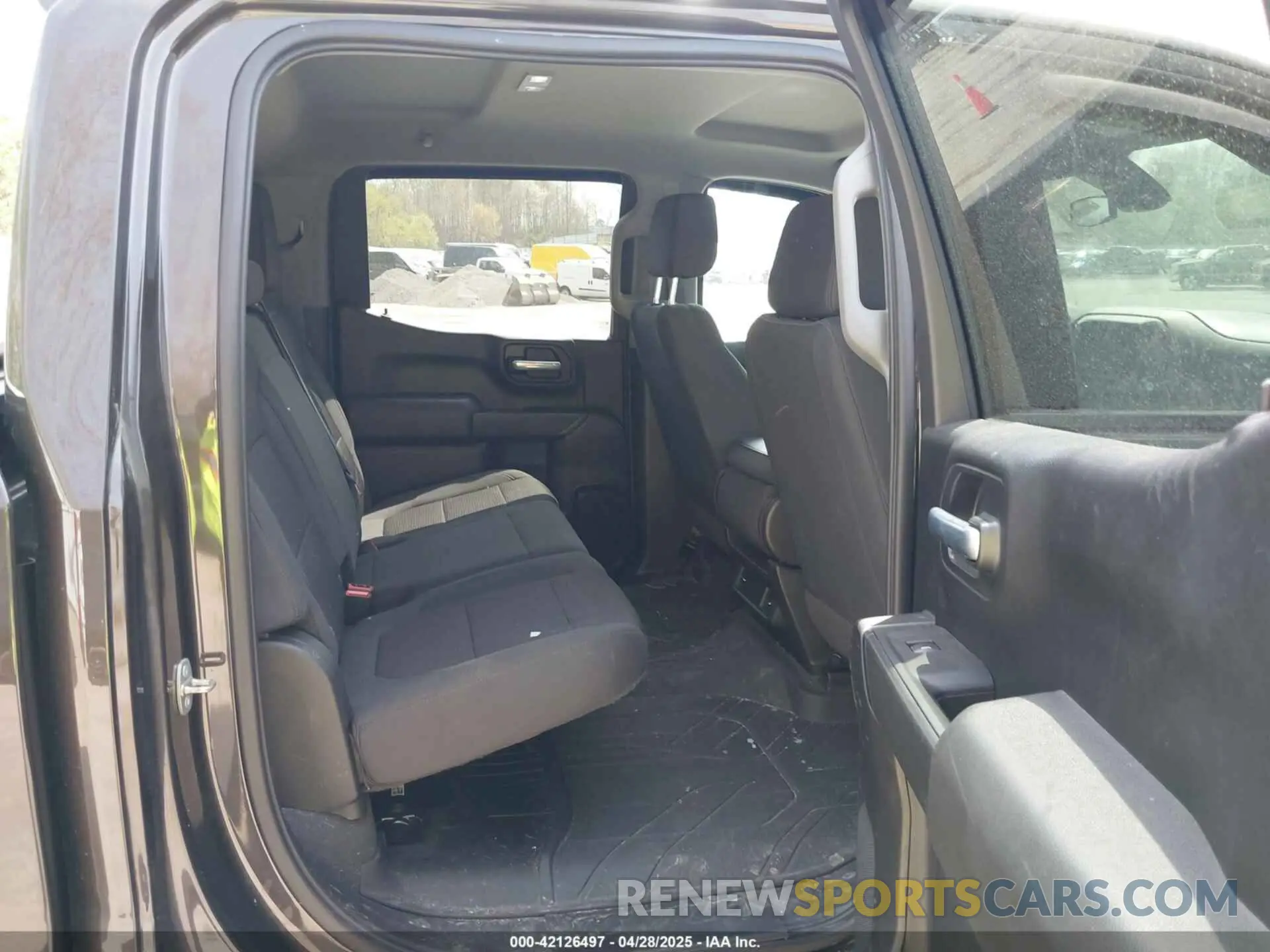 8 fotografías del automóvil dañado 1GCPYCEF1MZ271205 CHEVROLET SILVERADO 1500 2021