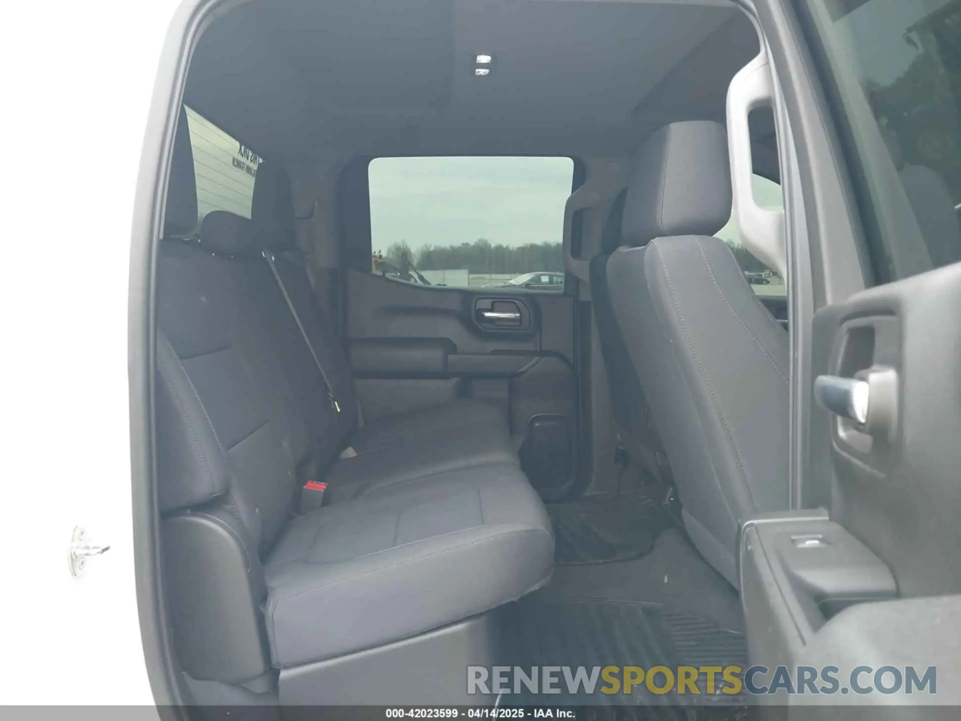 8 fotografías del automóvil dañado 1GCPYCEF2MZ338488 CHEVROLET SILVERADO 1500 2021