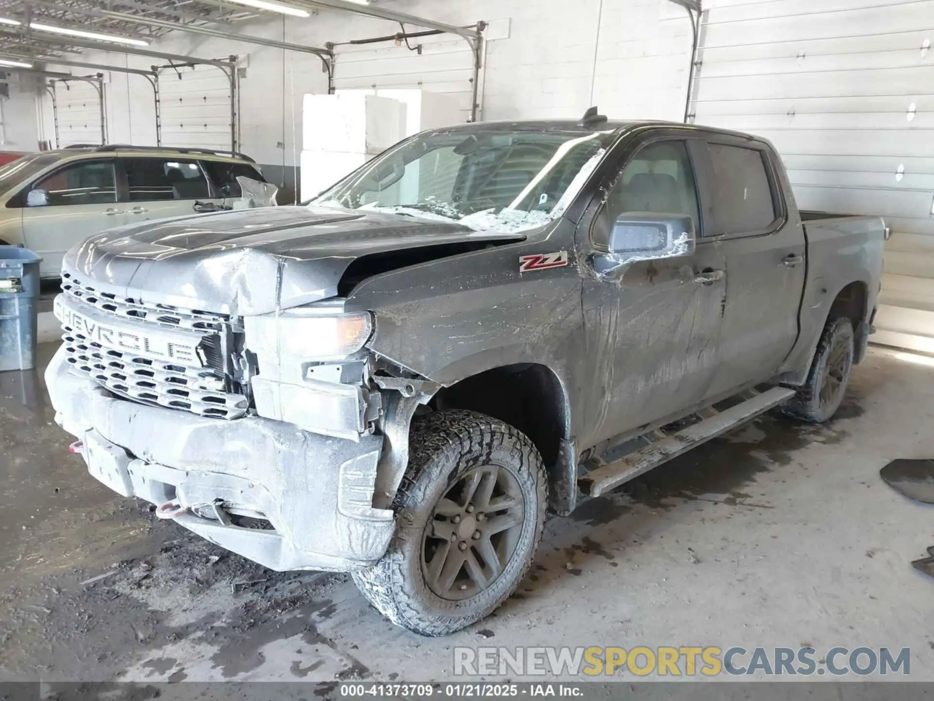 2 fotografías del automóvil dañado 1GCPYCEF4MZ192756 CHEVROLET SILVERADO 1500 2021