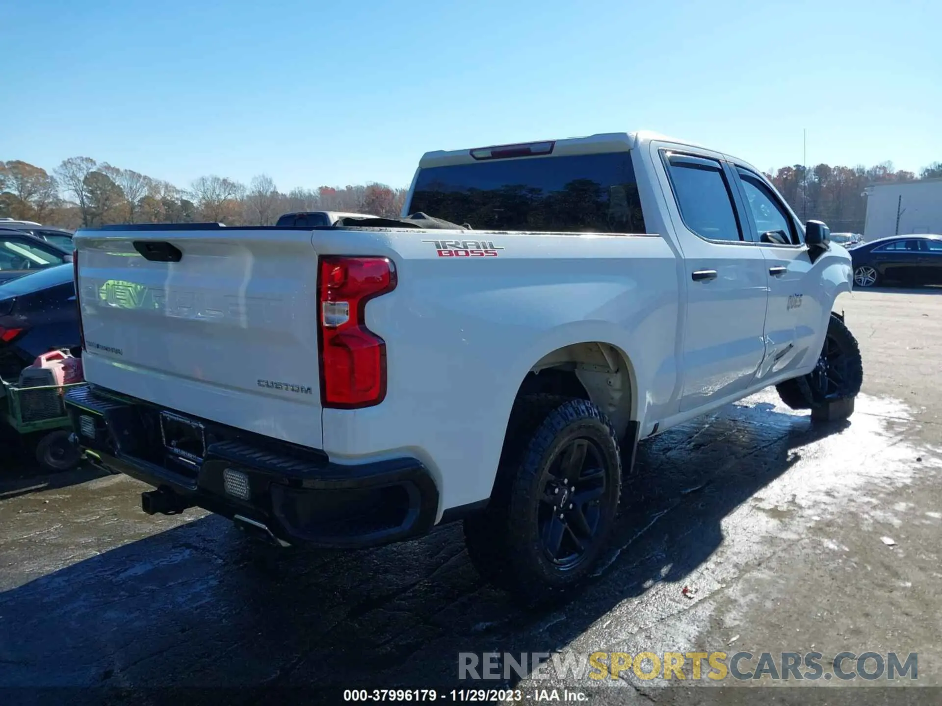 4 fotografías del automóvil dañado 1GCPYCEF5MZ233265 CHEVROLET SILVERADO 1500 2021