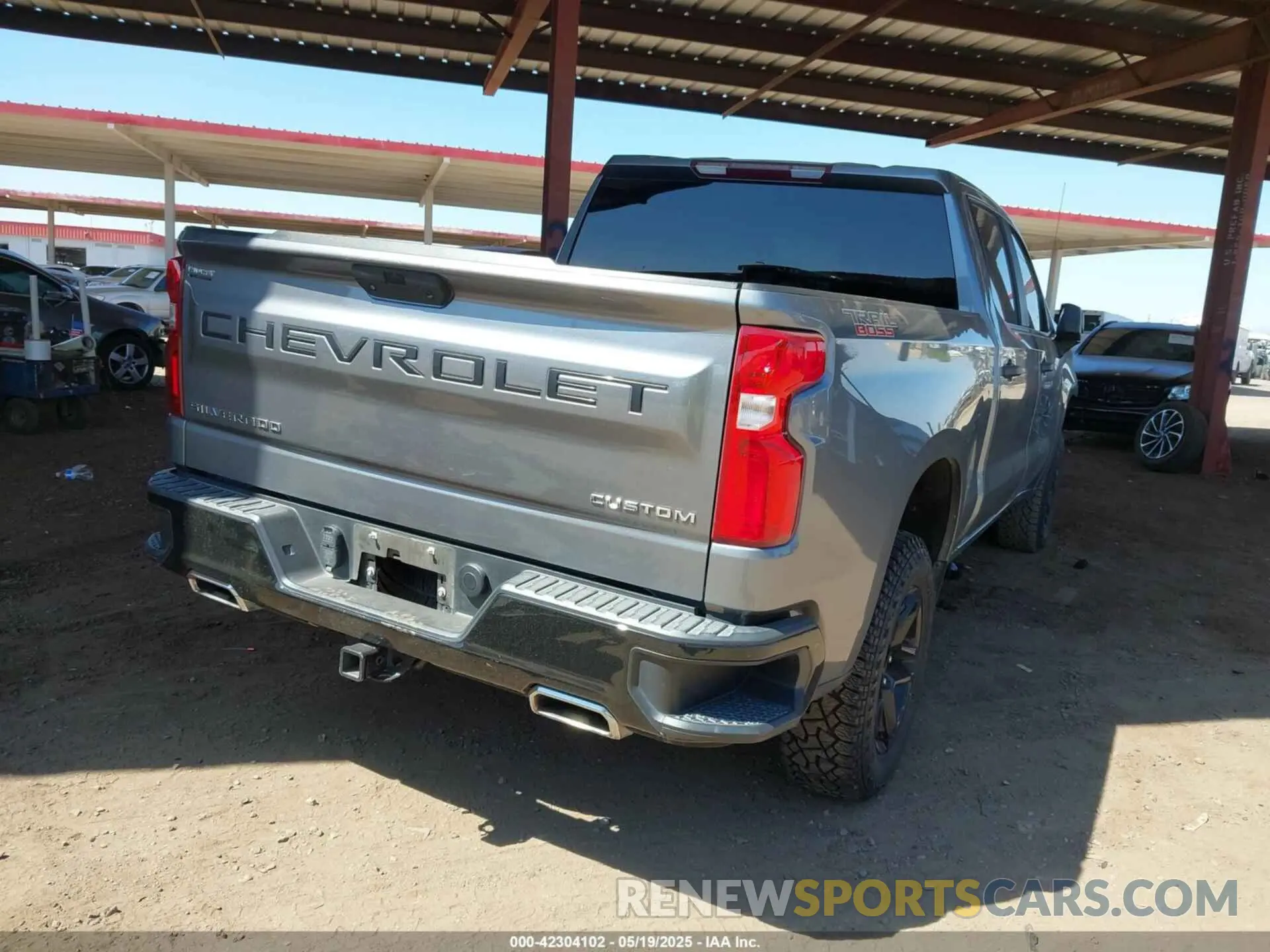 4 fotografías del automóvil dañado 1GCPYCEF5MZ260045 CHEVROLET SILVERADO 1500 2021