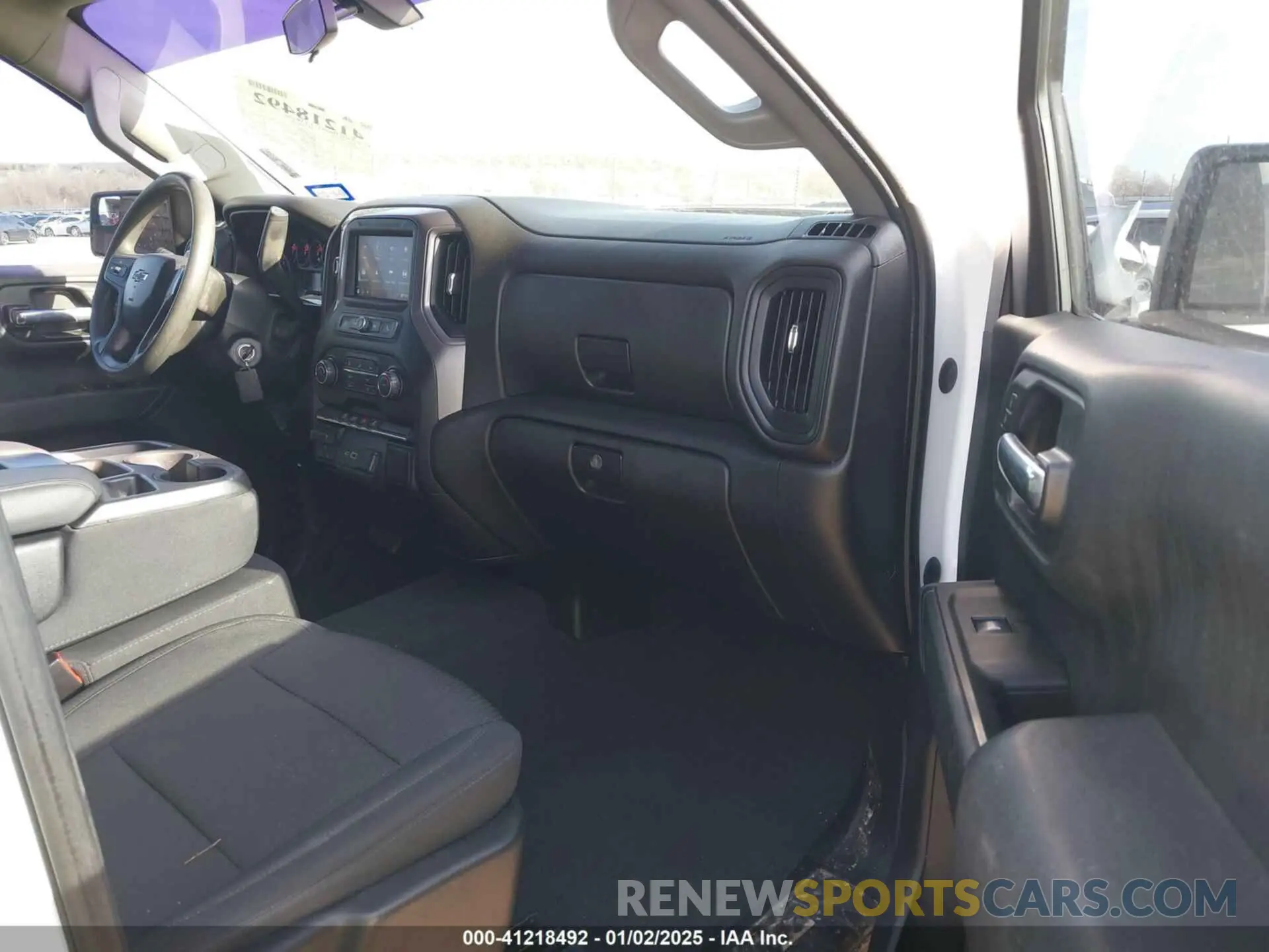 5 fotografías del automóvil dañado 1GCPYCEF6MZ240242 CHEVROLET SILVERADO 1500 2021