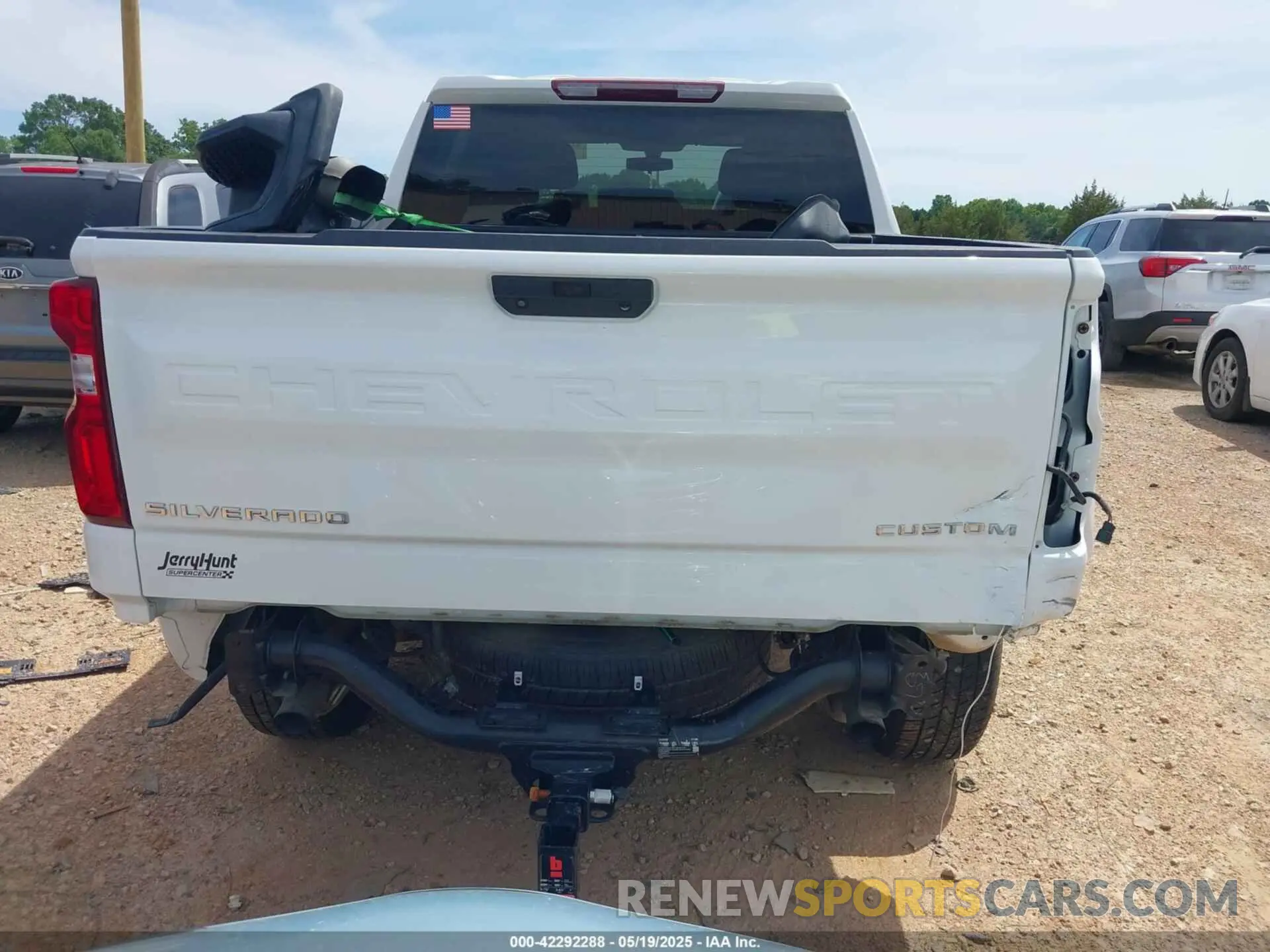 16 fotografías del automóvil dañado 1GCPYCEFXMZ239692 CHEVROLET SILVERADO 1500 2021
