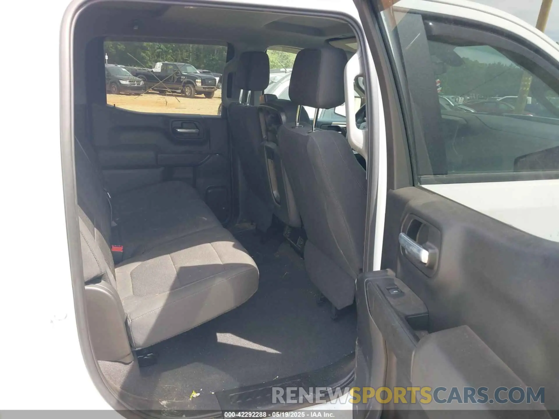 8 fotografías del automóvil dañado 1GCPYCEFXMZ239692 CHEVROLET SILVERADO 1500 2021