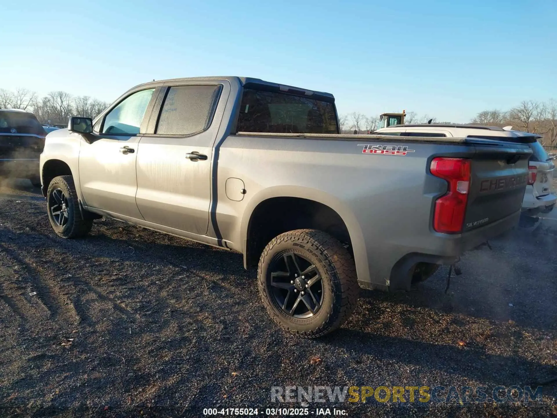 3 fotografías del automóvil dañado 1GCPYFED4MZ413417 CHEVROLET SILVERADO 1500 2021