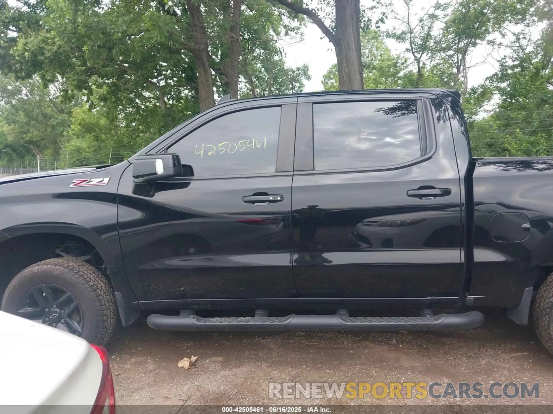 14 fotografías del automóvil dañado 1GCPYFED8MZ208280 CHEVROLET SILVERADO 1500 2021