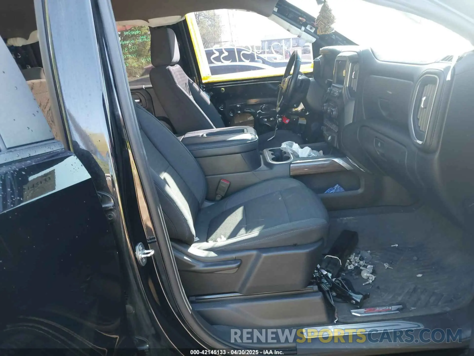 5 fotografías del automóvil dañado 1GCPYFED9MZ193451 CHEVROLET SILVERADO 1500 2021
