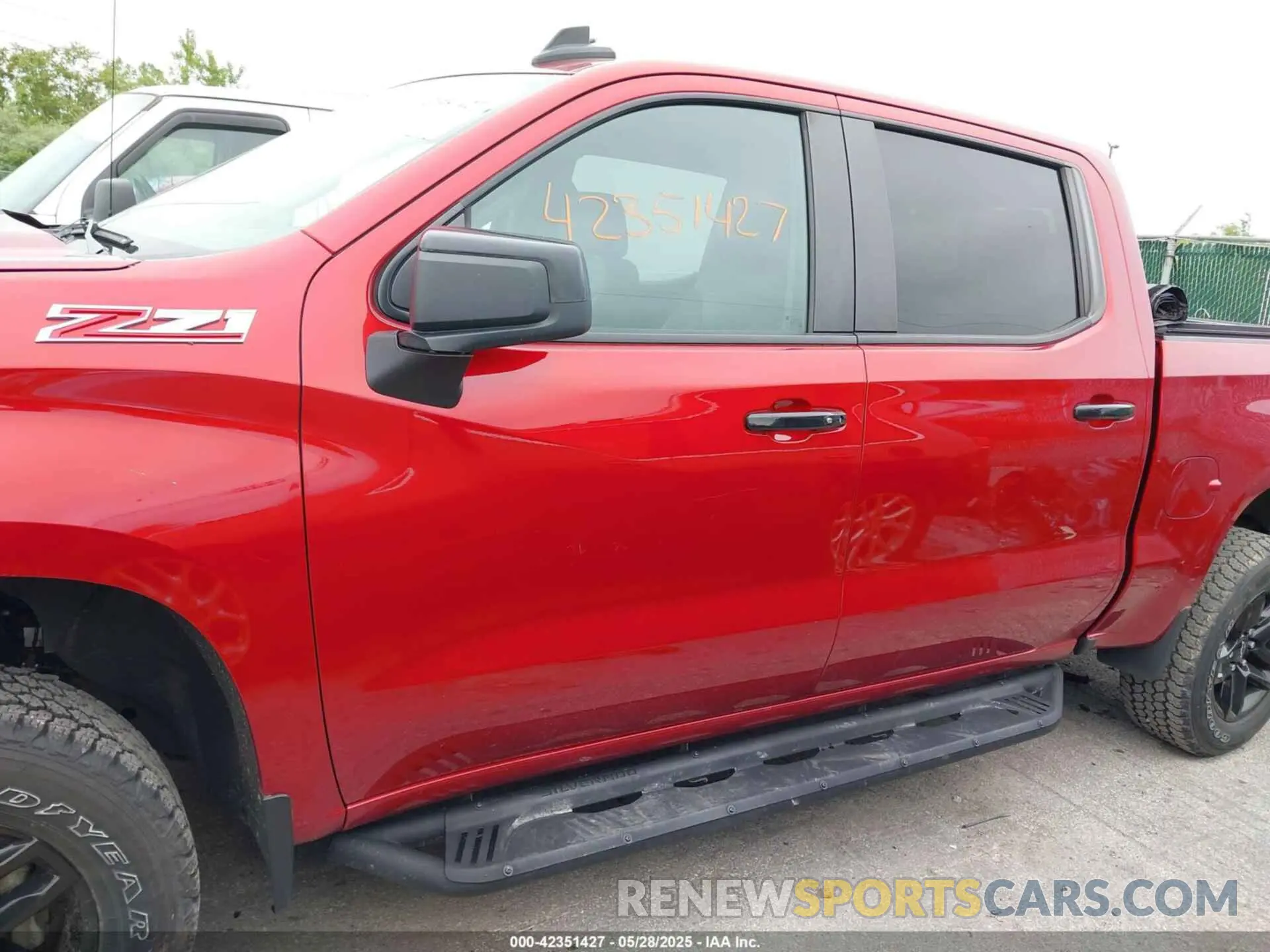 15 fotografías del automóvil dañado 1GCPYFEL7MZ168474 CHEVROLET SILVERADO 1500 2021