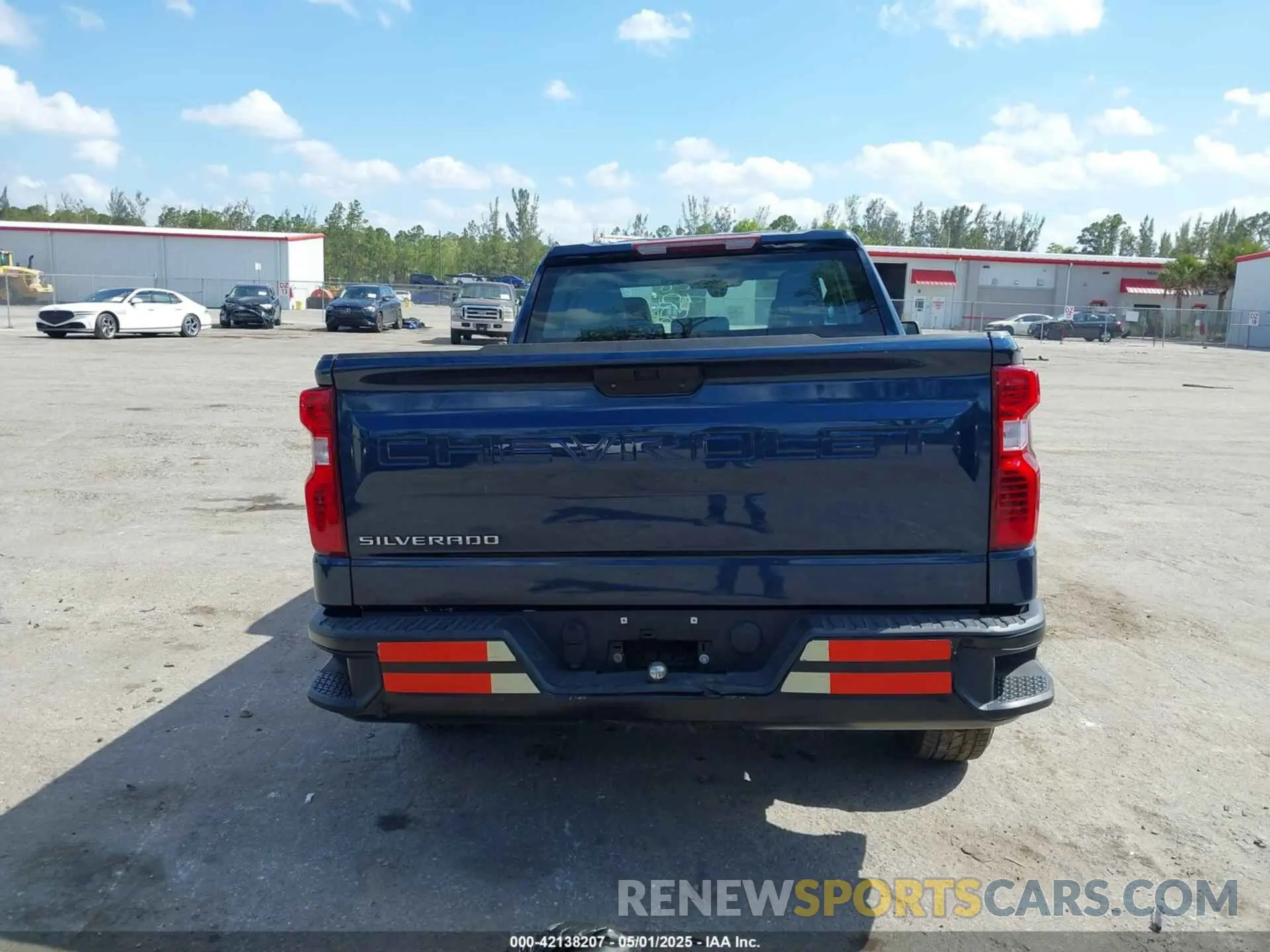 16 fotografías del automóvil dañado 1GCRWAEH2MZ206352 CHEVROLET SILVERADO 1500 2021