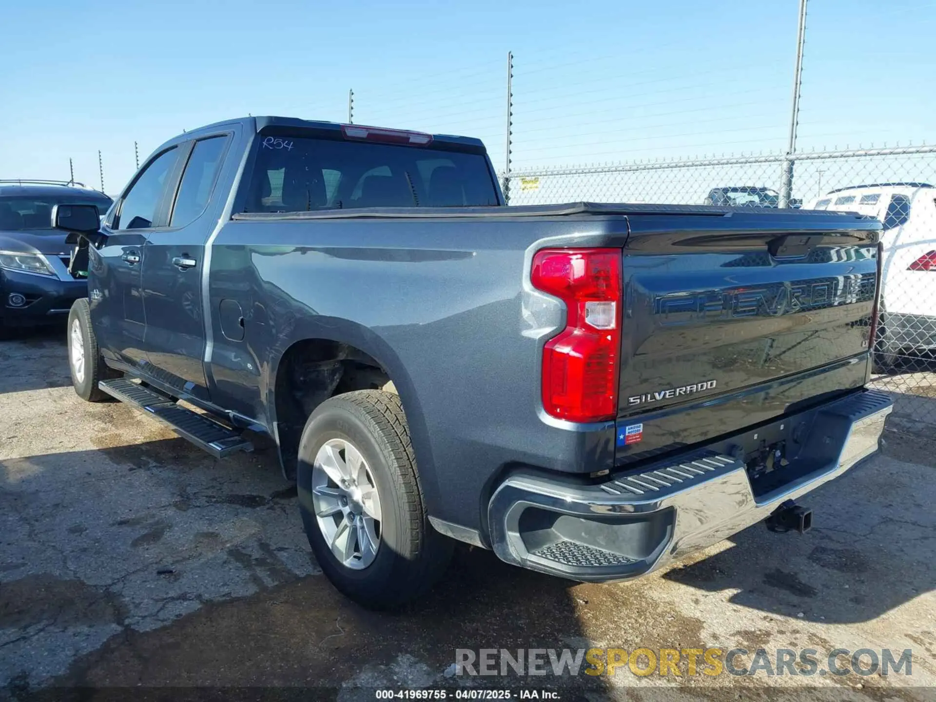 3 fotografías del automóvil dañado 1GCRWCEK5MZ117088 CHEVROLET SILVERADO 1500 2021